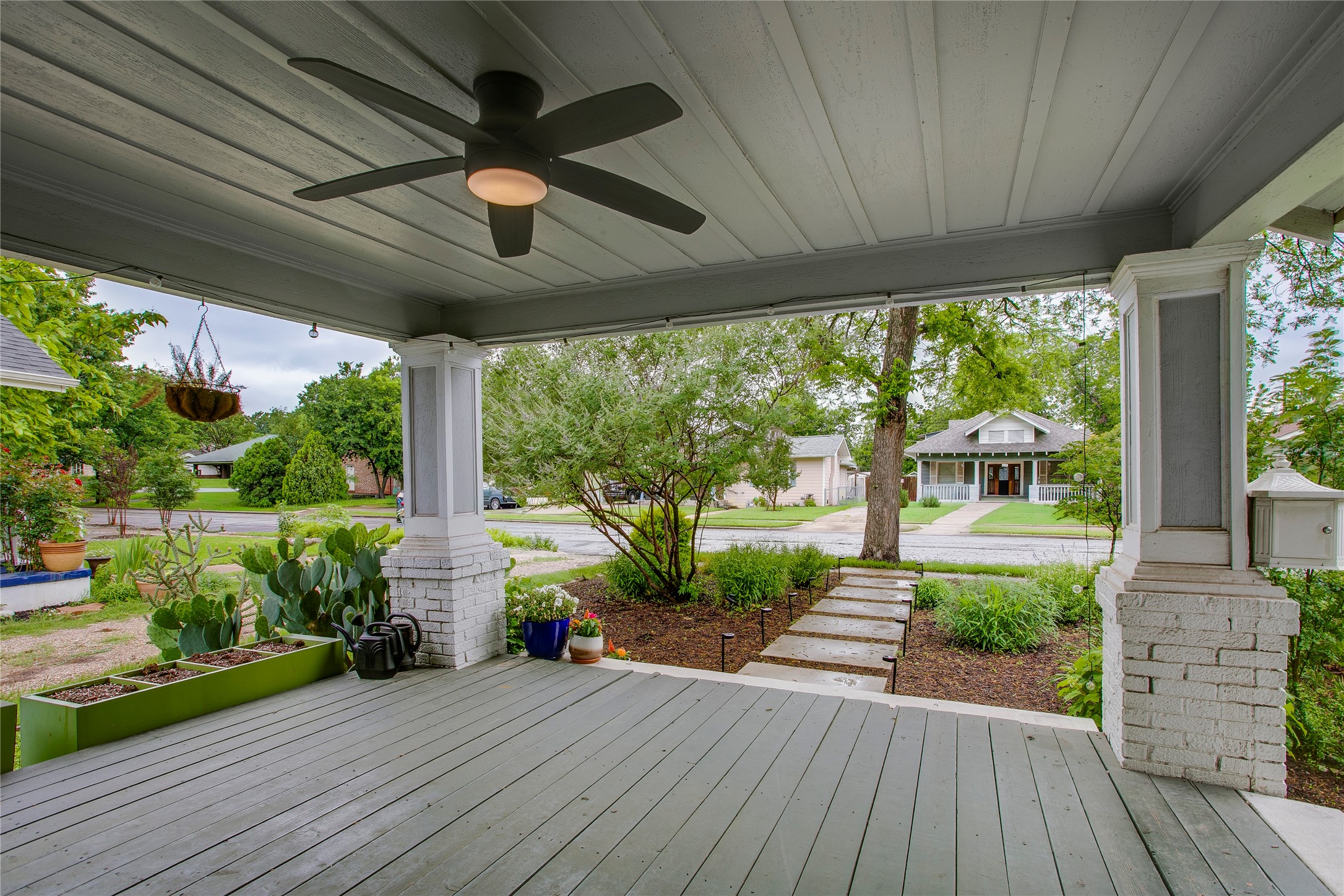 118 S Marlborough Avenue, Dallas, TX, 75208