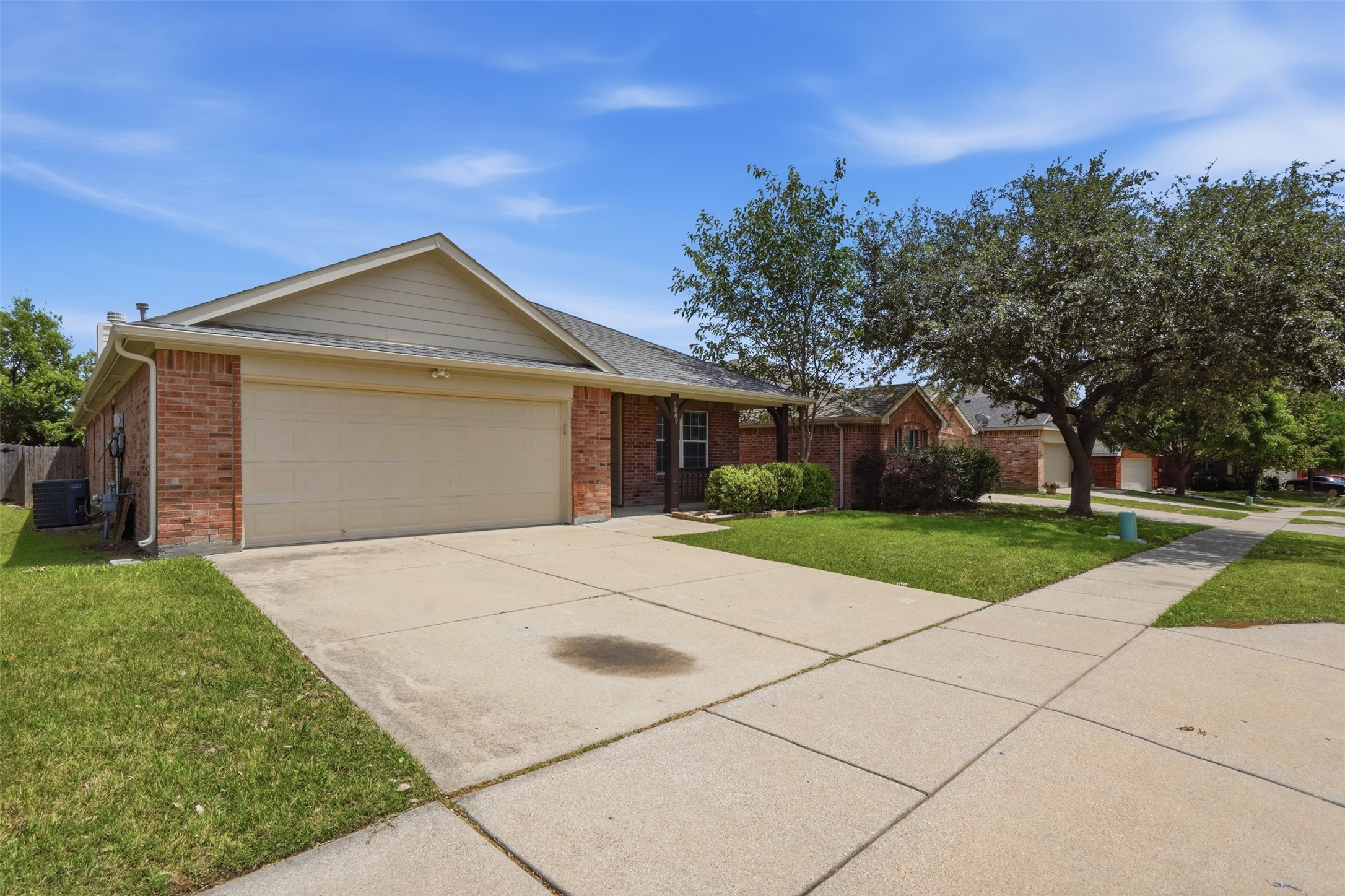 5800 Blue Ribbon Road, Fort Worth, TX, 76179