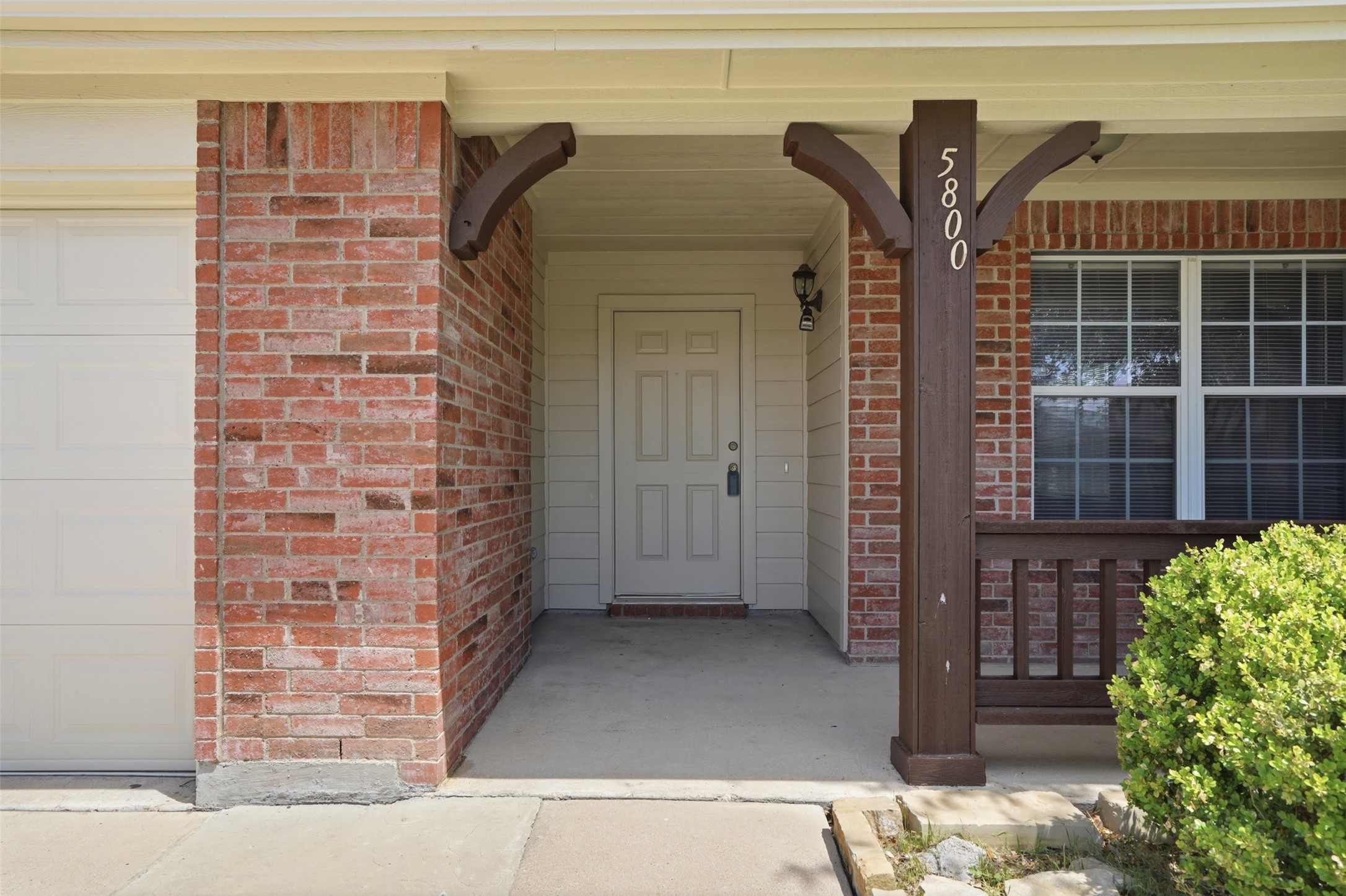 5800 Blue Ribbon Road, Fort Worth, TX, 76179
