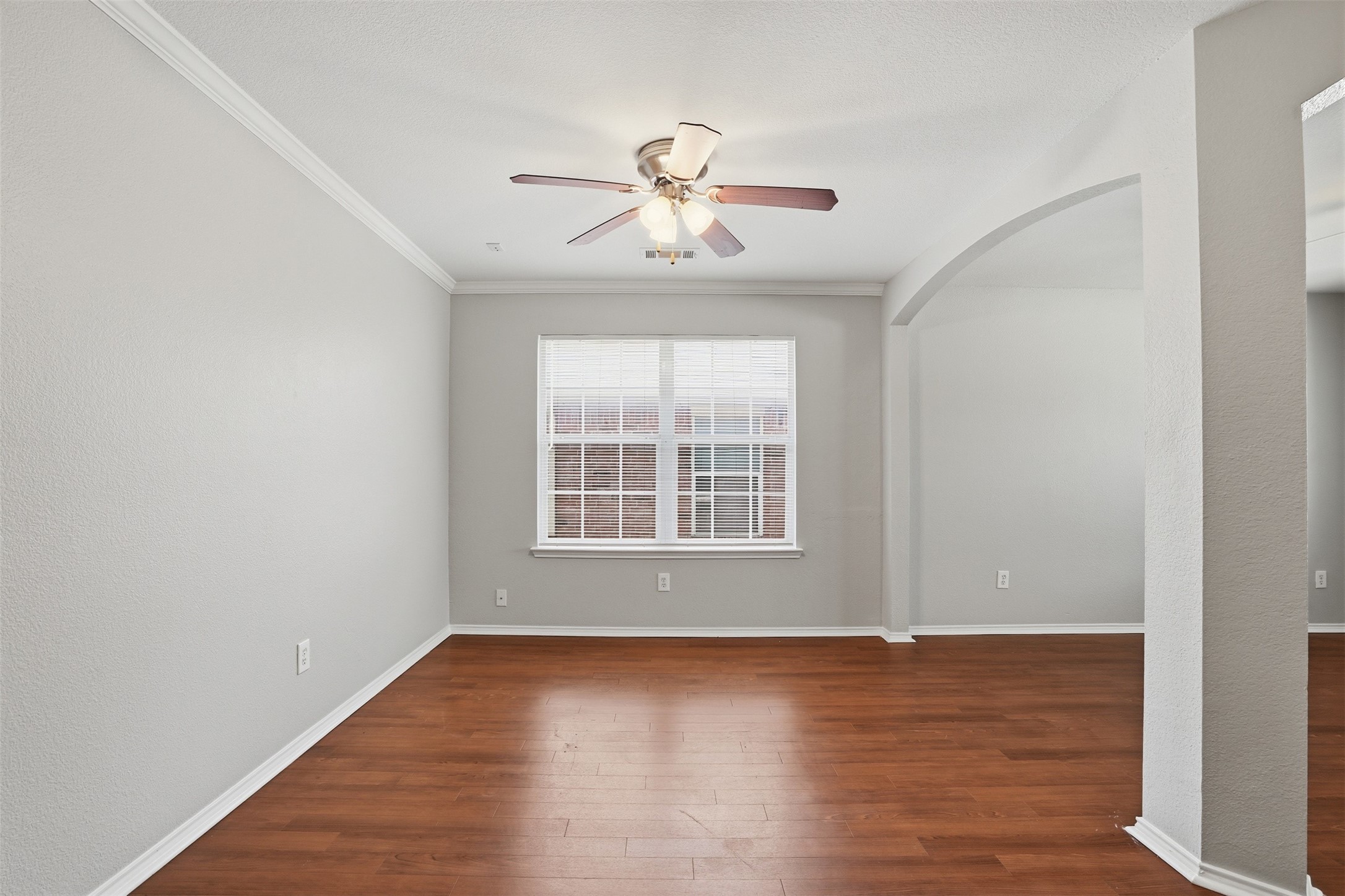 5800 Blue Ribbon Road, Fort Worth, TX, 76179