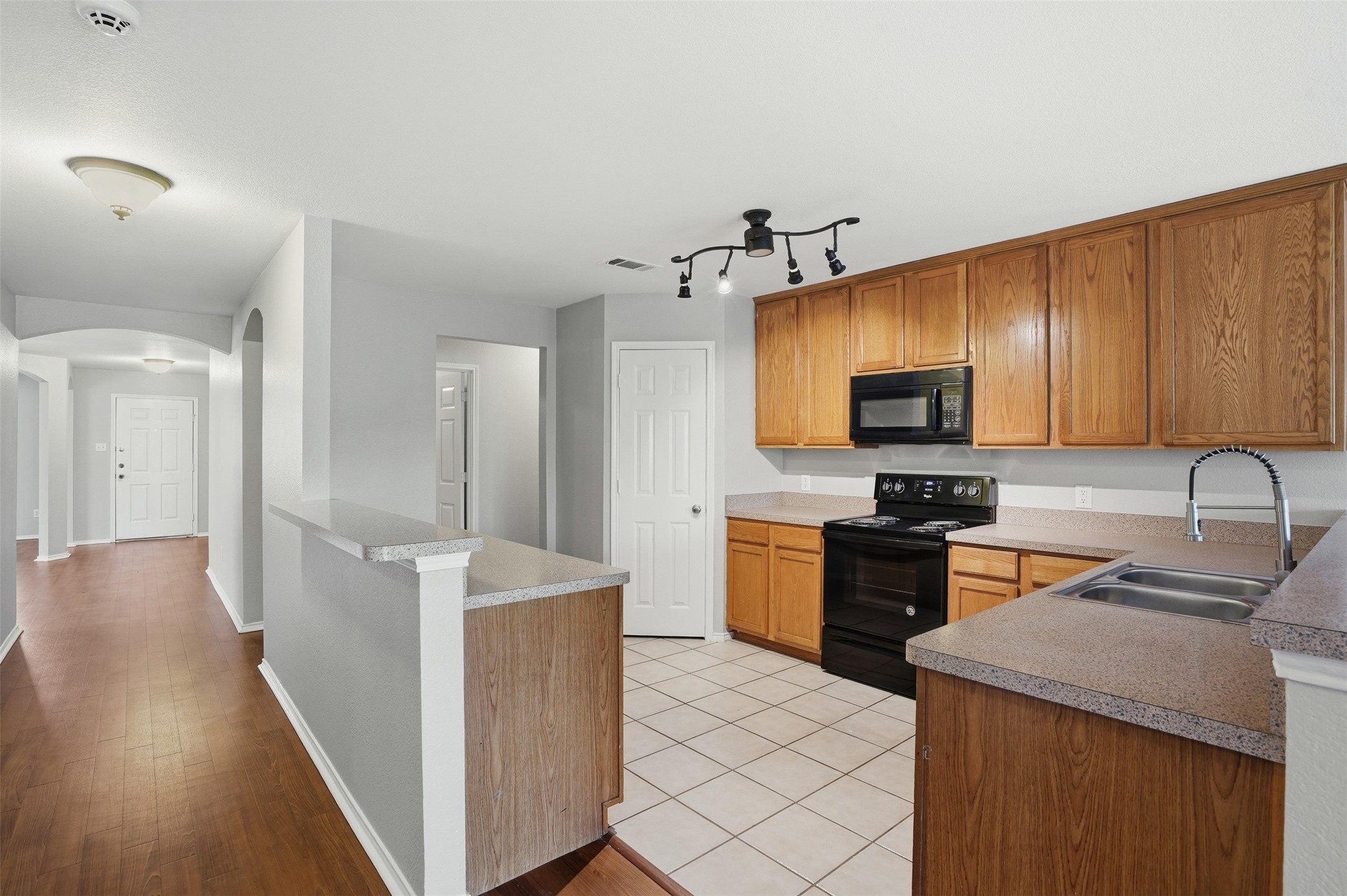 5800 Blue Ribbon Road, Fort Worth, TX, 76179