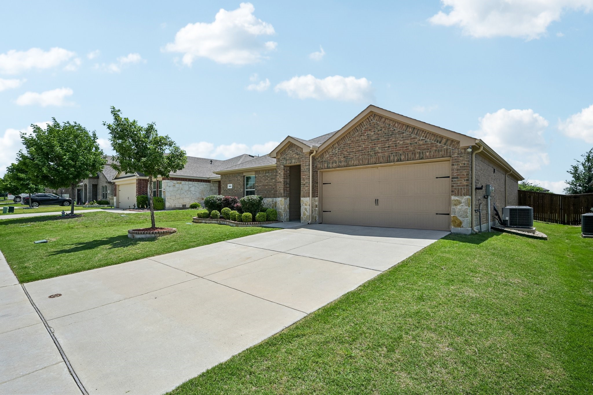 904 Alton Drive, Aubrey, TX, 76227