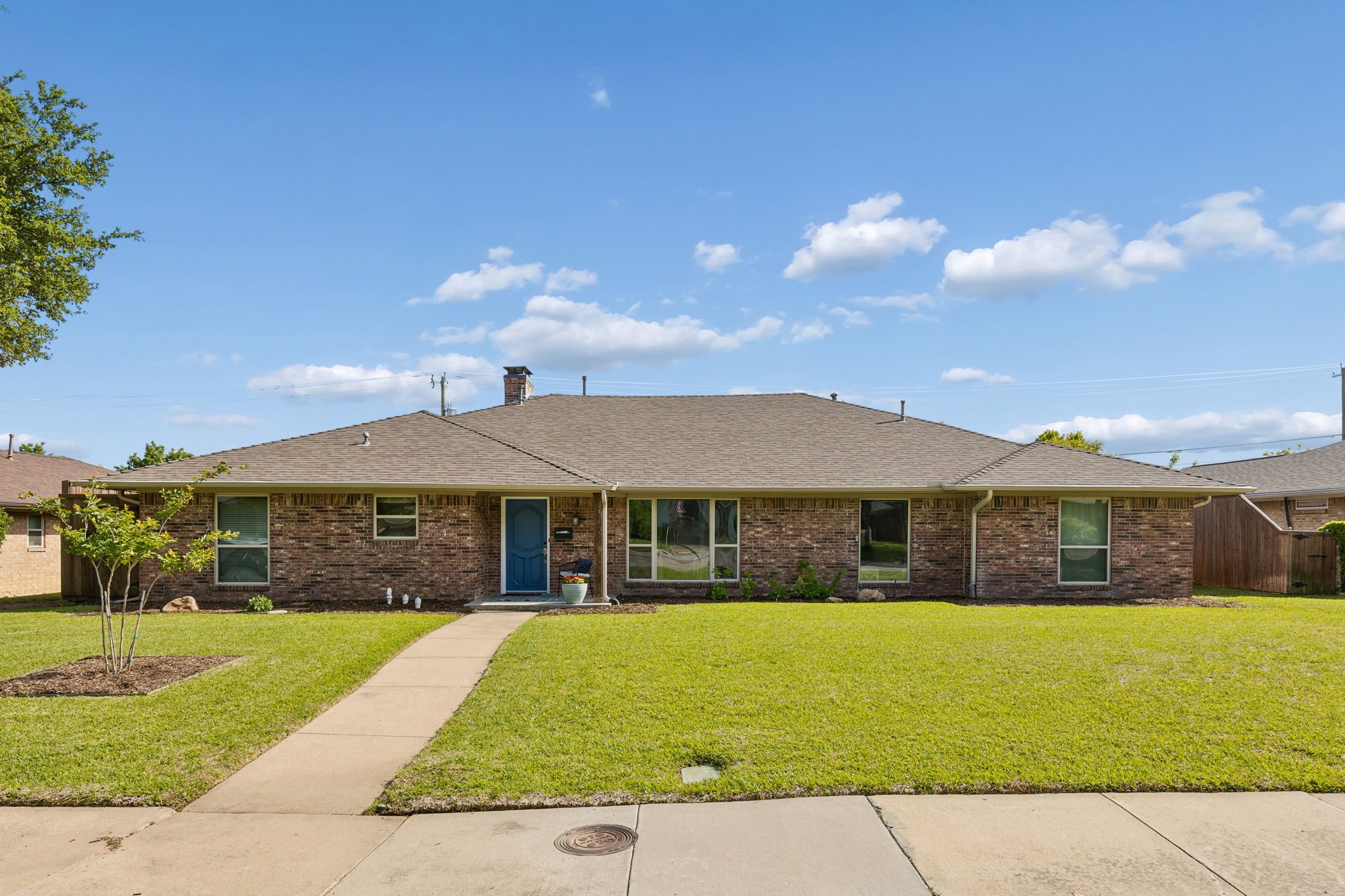 Property photo 01 of 3456 Salisbury Drive, Dallas, TX 75229 | MLS #21255757