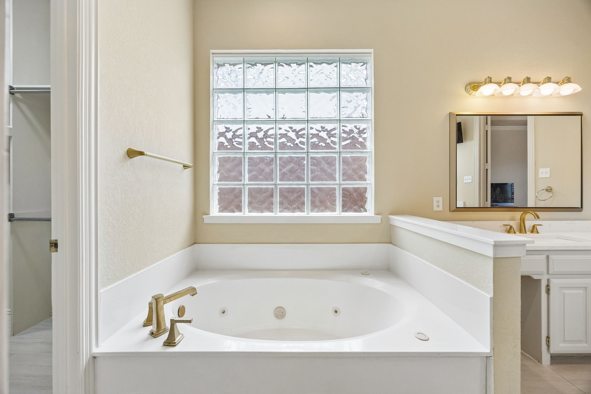 6825 Oak Park Lane, Plano, TX, 75023