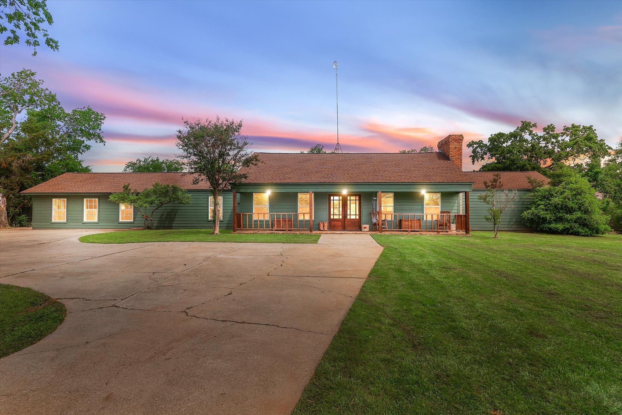 Property photo 02 of 11101 County Road 104, Kaufman, TX 75142 | MLS #21256368