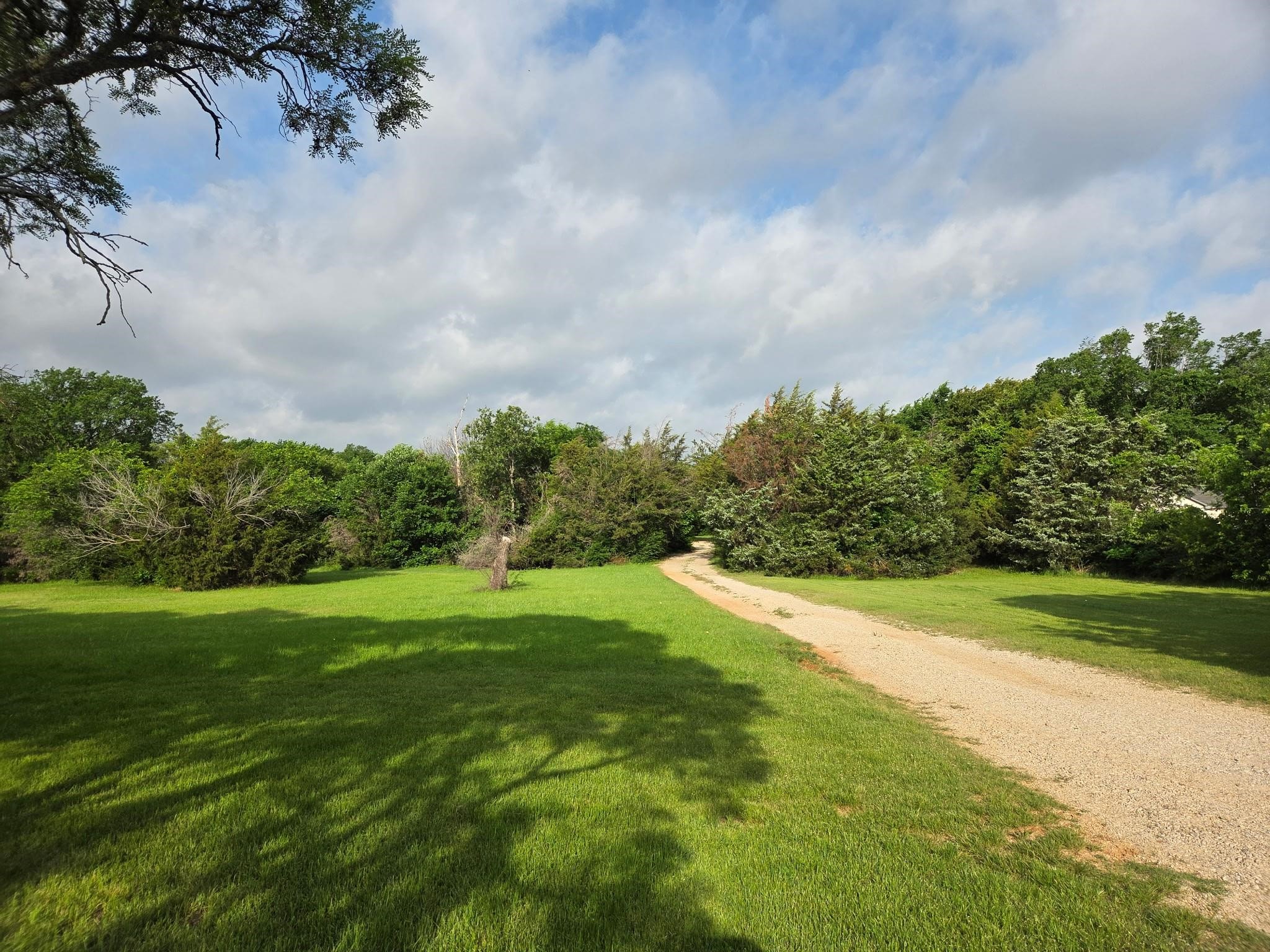 Property photo 02 of 1189 Lloyds Road Little, Elm, TX 75068 | MLS #21256395