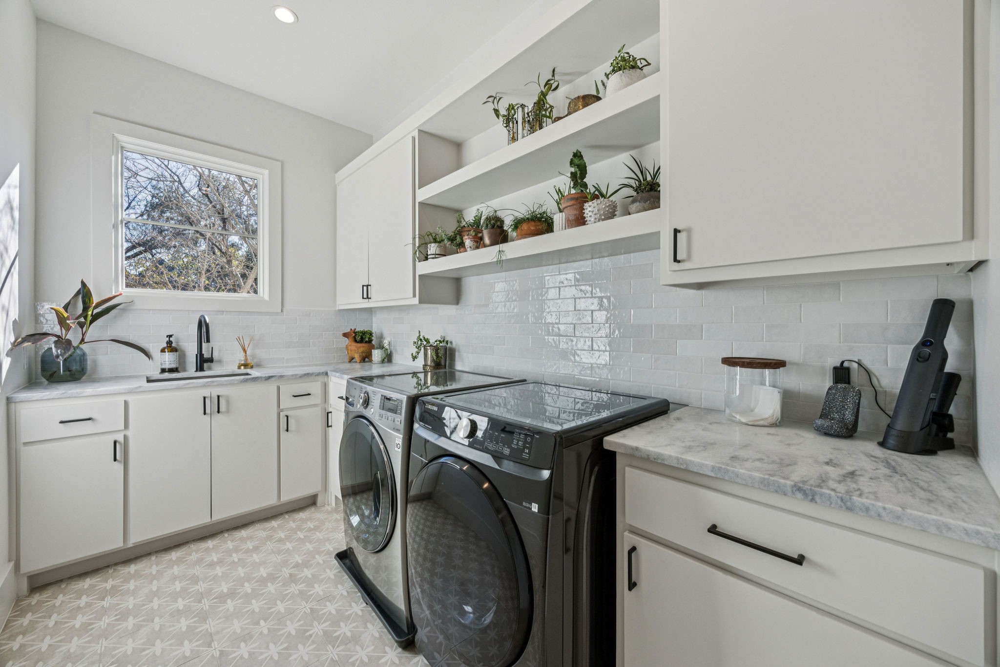 8427 Midway Road, Dallas, TX, 75209