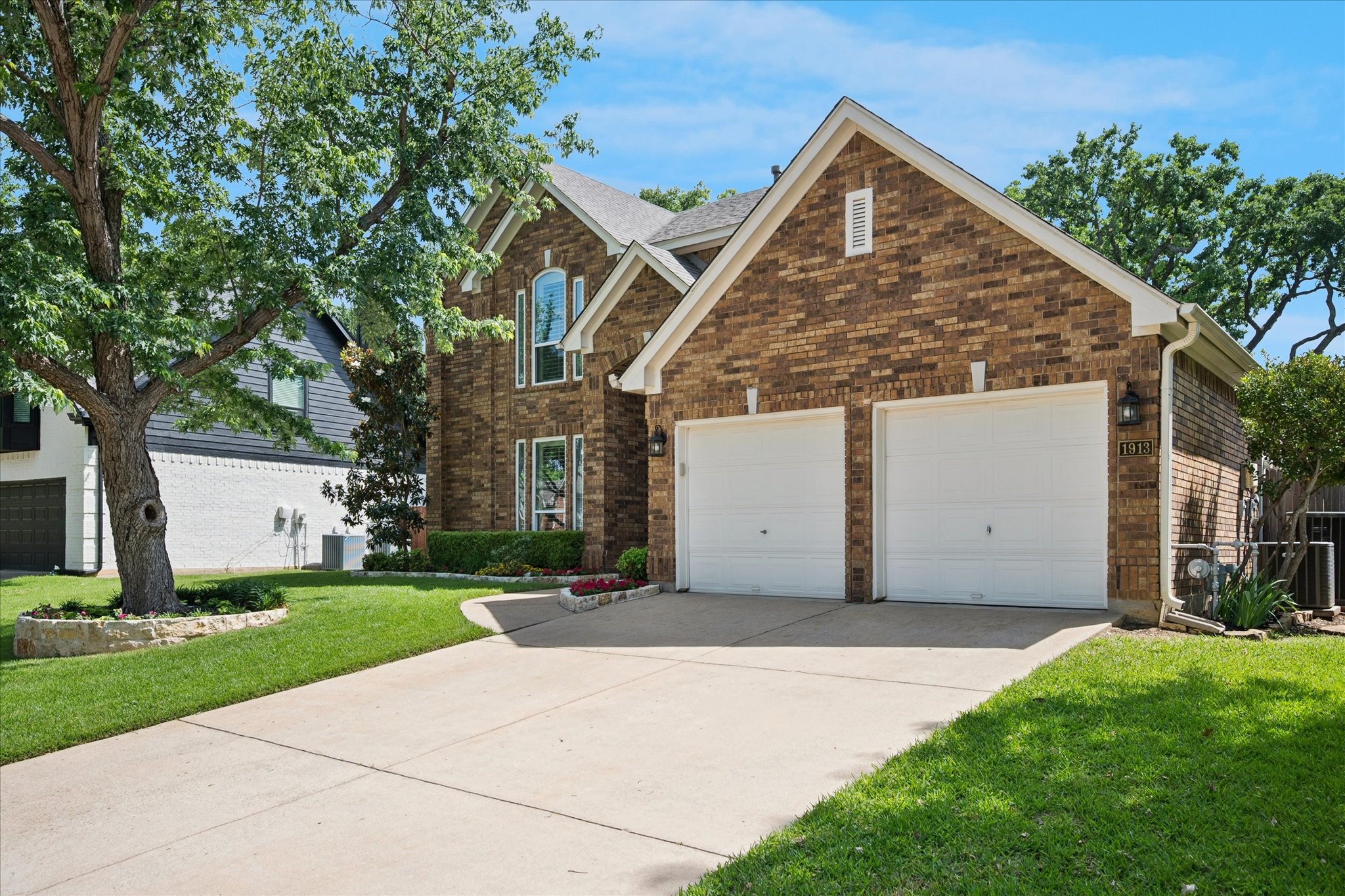 Property photo 02 of 1913 Hartford Road, Grapevine, TX 76051 | MLS #21256483