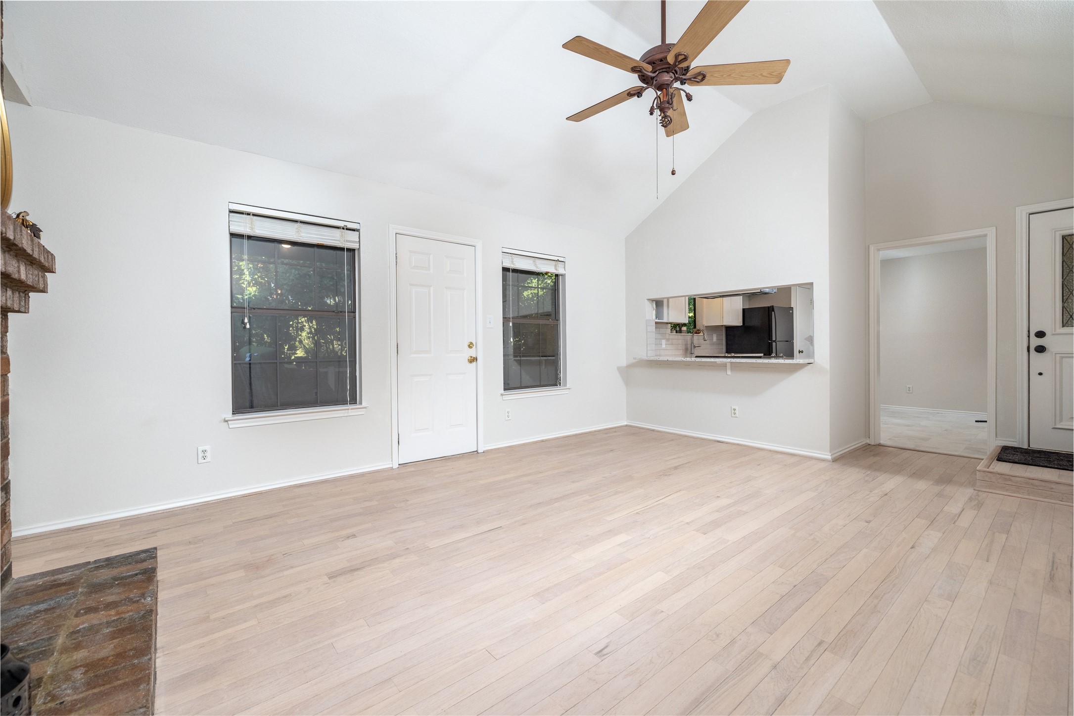 Property photo 04 of 1808 Maplewood Trail, Colleyville, TX 76034 | MLS #21256585