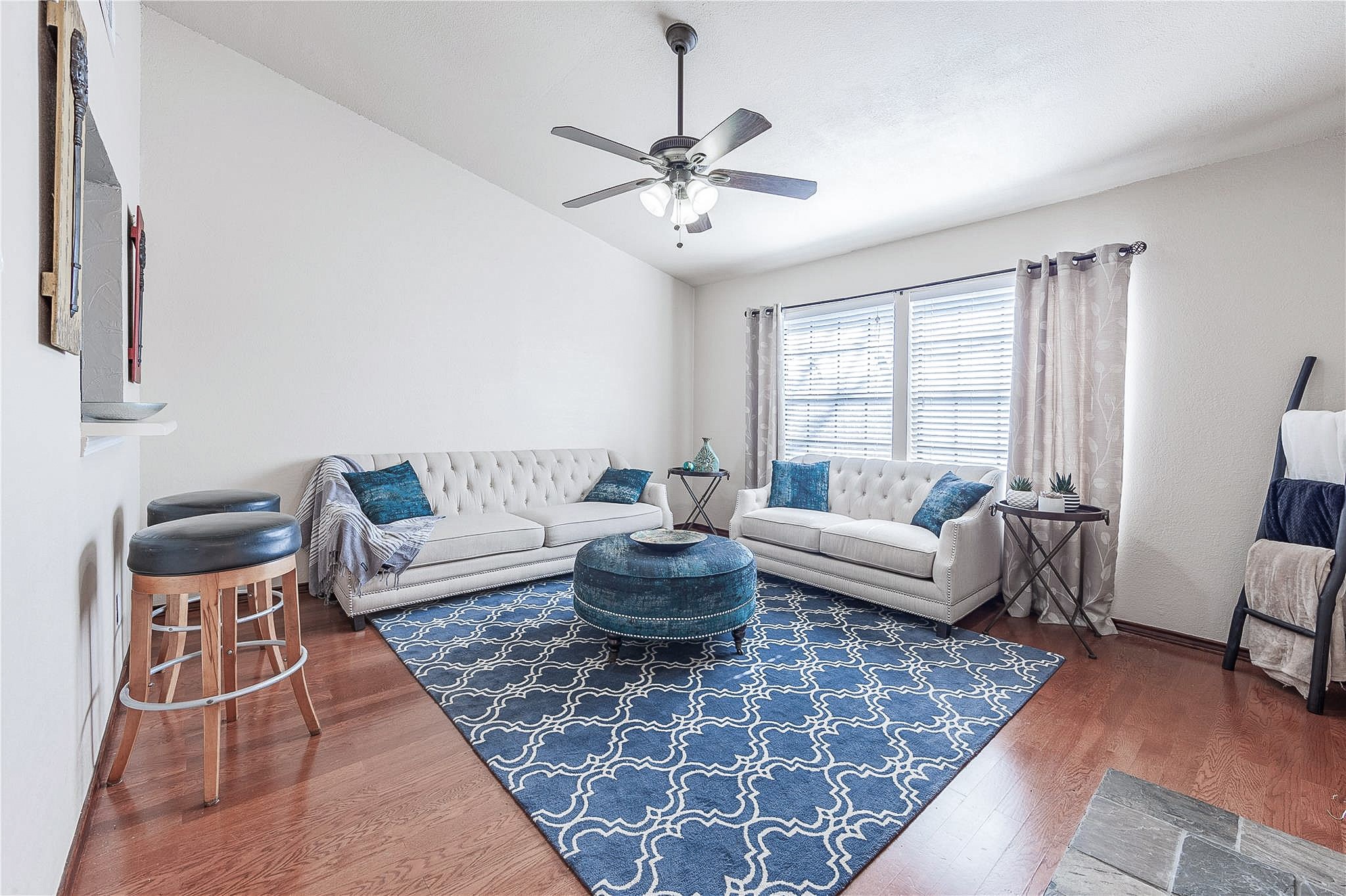 Property photo 03 of 4748 Old Bent Tree Lane UNIT 2106, Dallas, TX 75287 | MLS #21256626