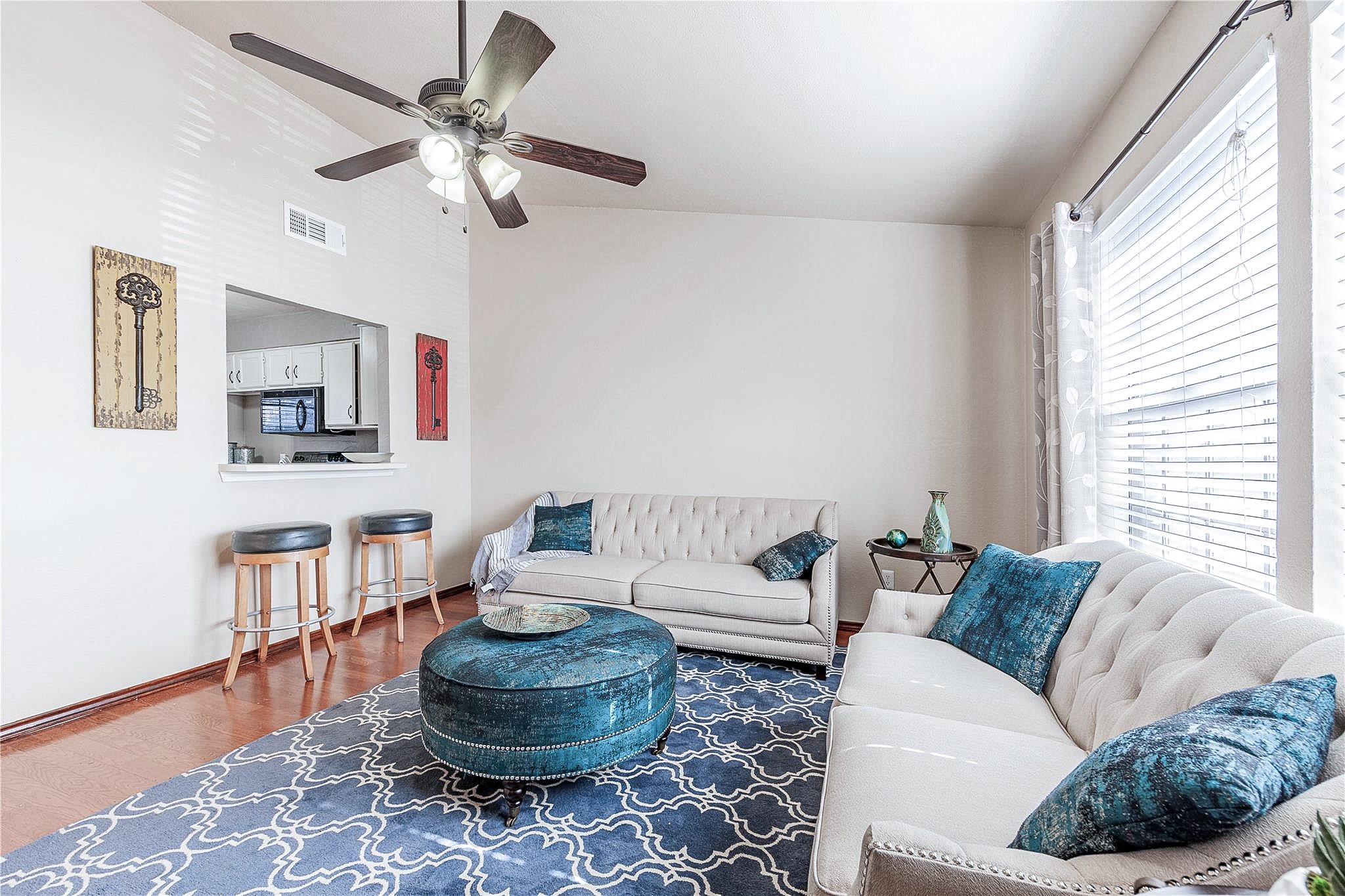 Property photo 04 of 4748 Old Bent Tree Lane UNIT 2106, Dallas, TX 75287 | MLS #21256626