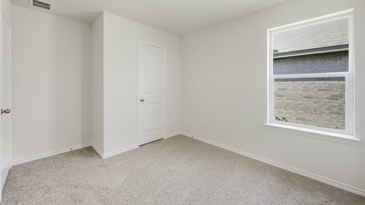 3200 Charleston Drive, Ennis, TX, 75119