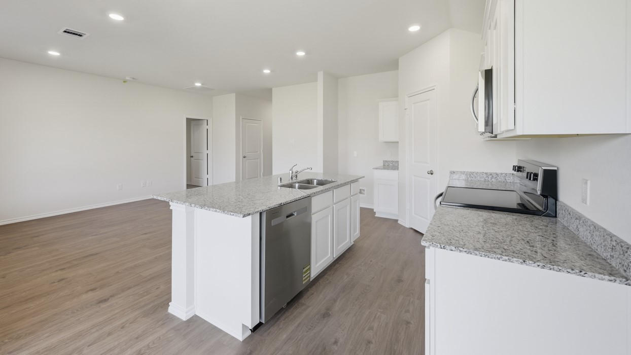 3200 Charleston Drive, Ennis, TX, 75119