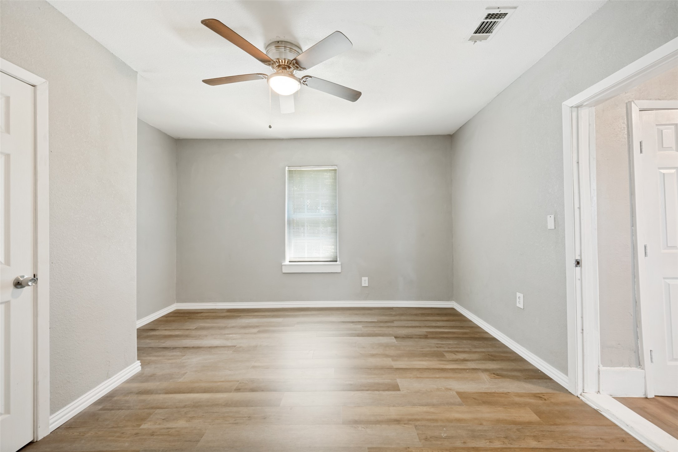 1201 E 3rd Avenue, Corsicana, TX, 75110
