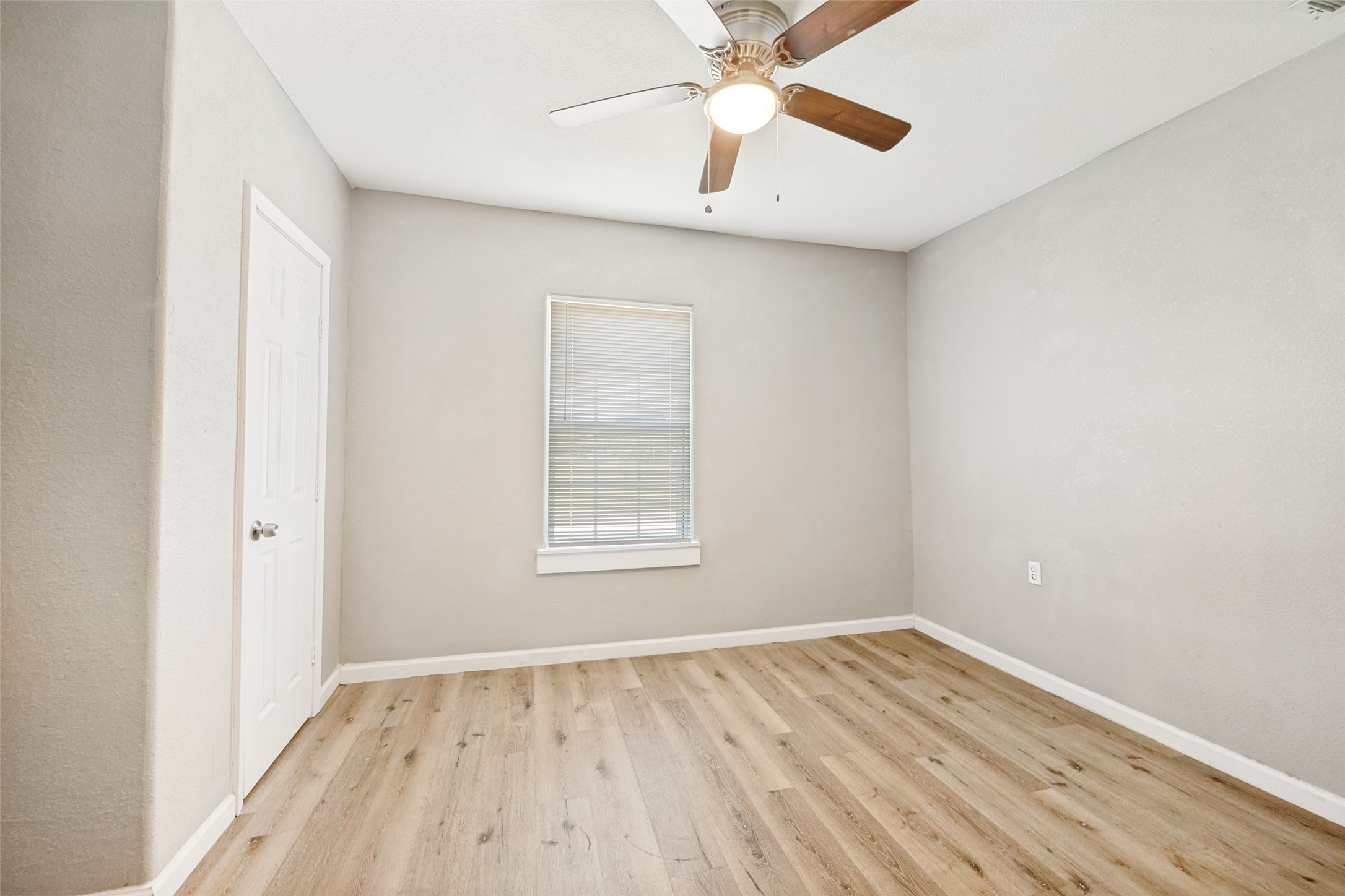 1201 E 3rd Avenue, Corsicana, TX, 75110