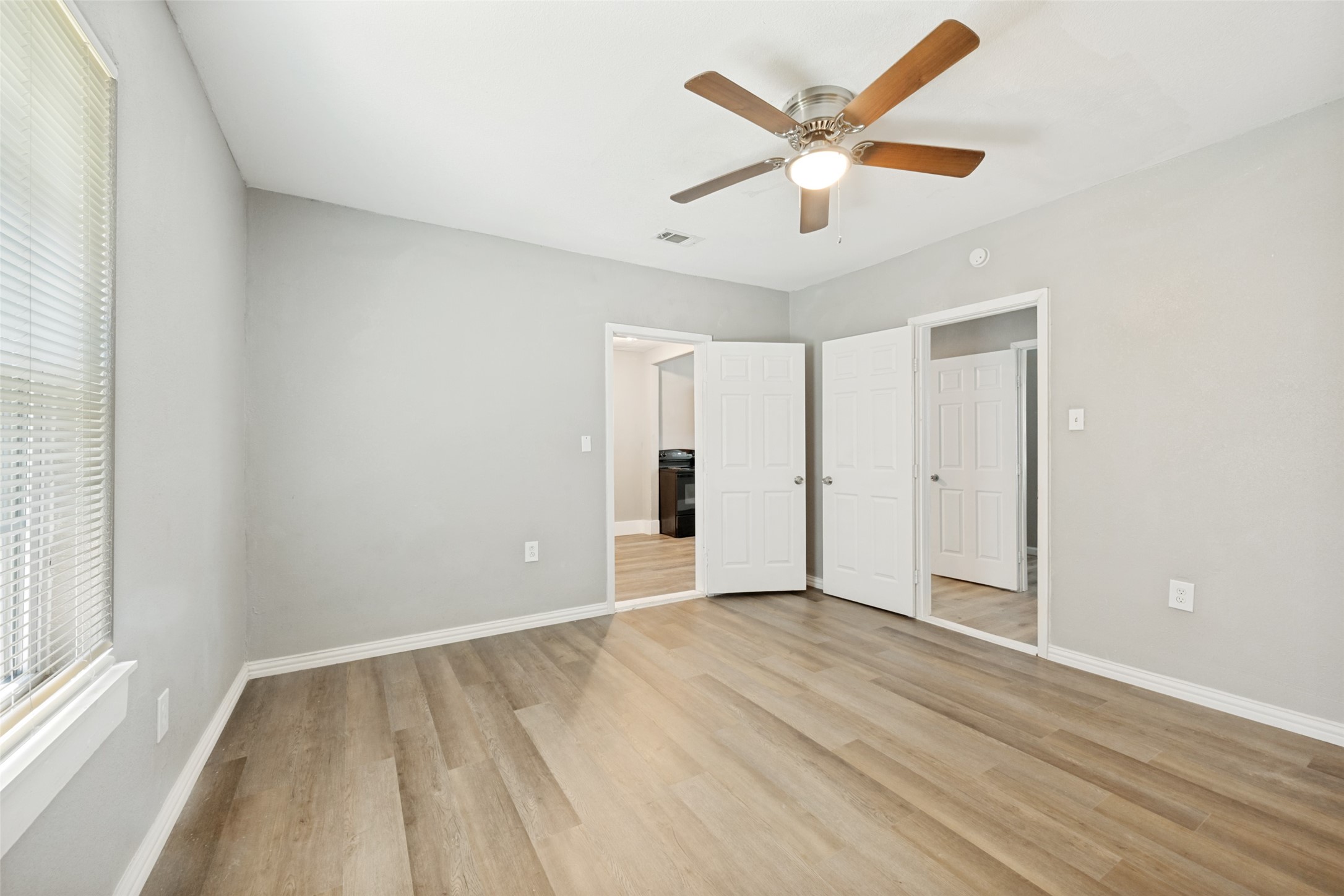 1201 E 3rd Avenue, Corsicana, TX, 75110