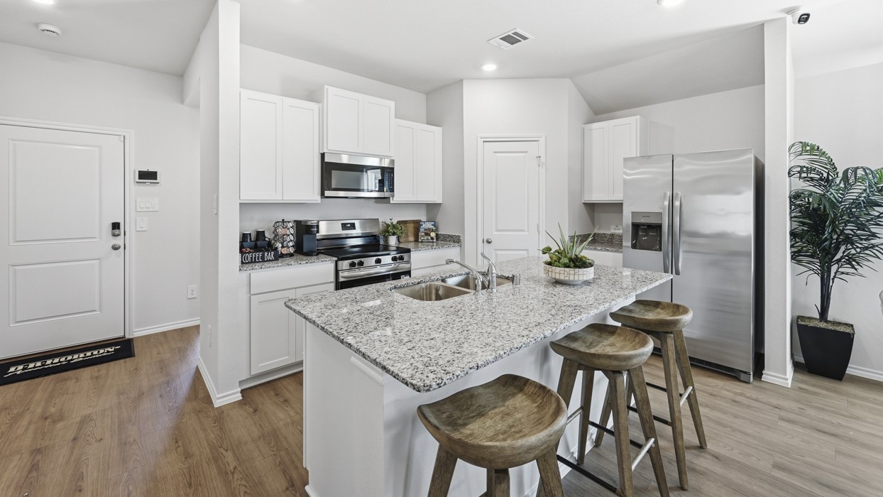 Property photo 04 of 3013 Hidden Valley Drive, Lindale, TX 75771 | MLS #21257135