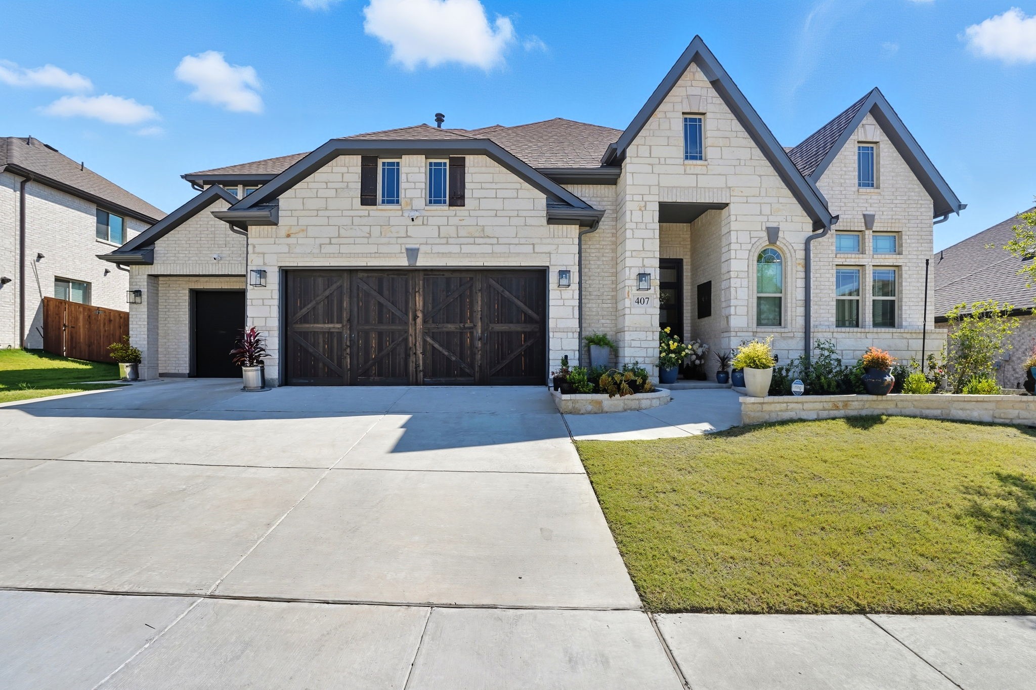 Property photo 01 of 407 Sparrow Drive, Wylie, TX 75098 | MLS #21257512