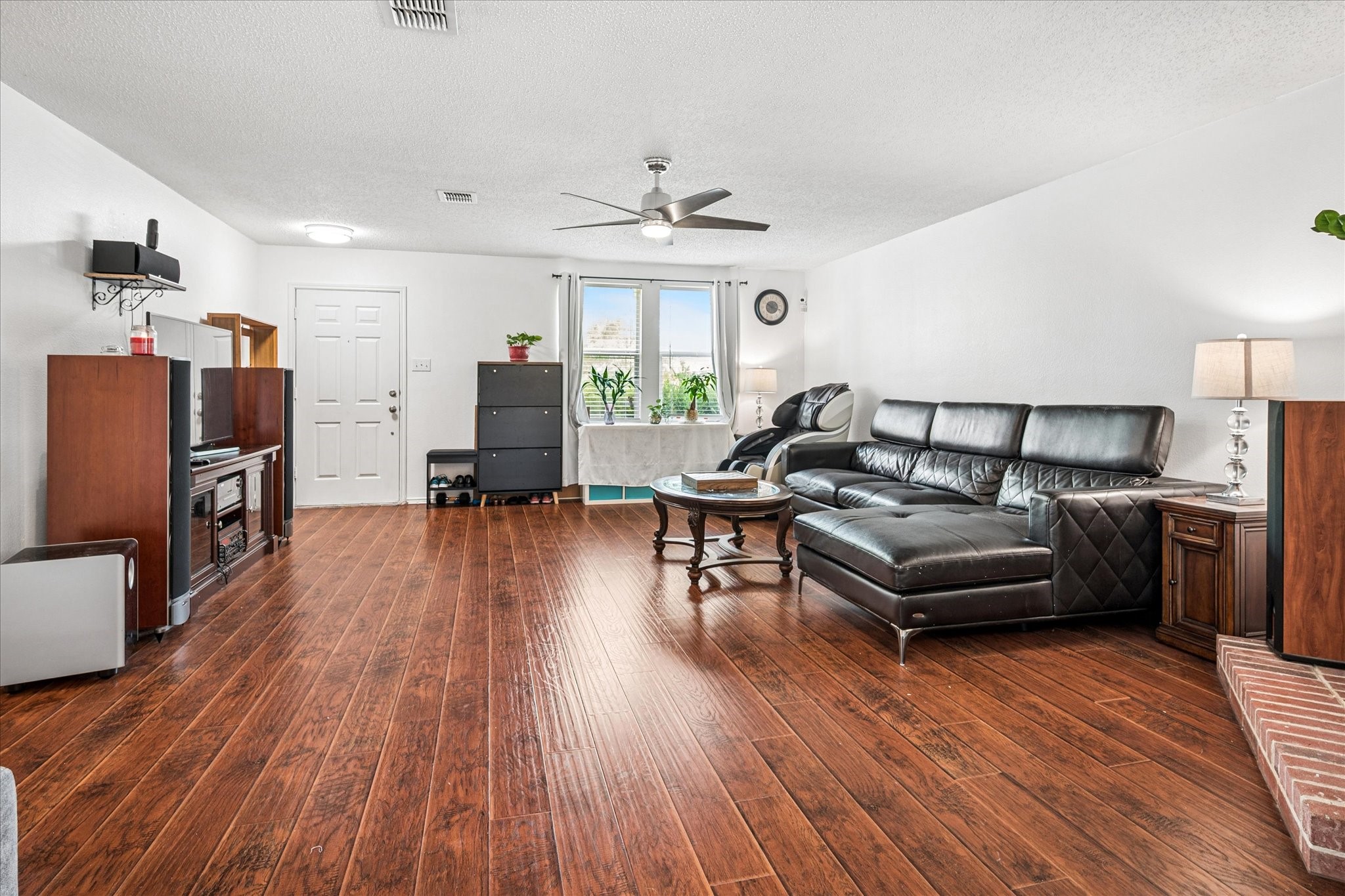 Property photo 04 of 1720 Canyon Oaks Drive Little, Elm, TX 75068 | MLS #21257570