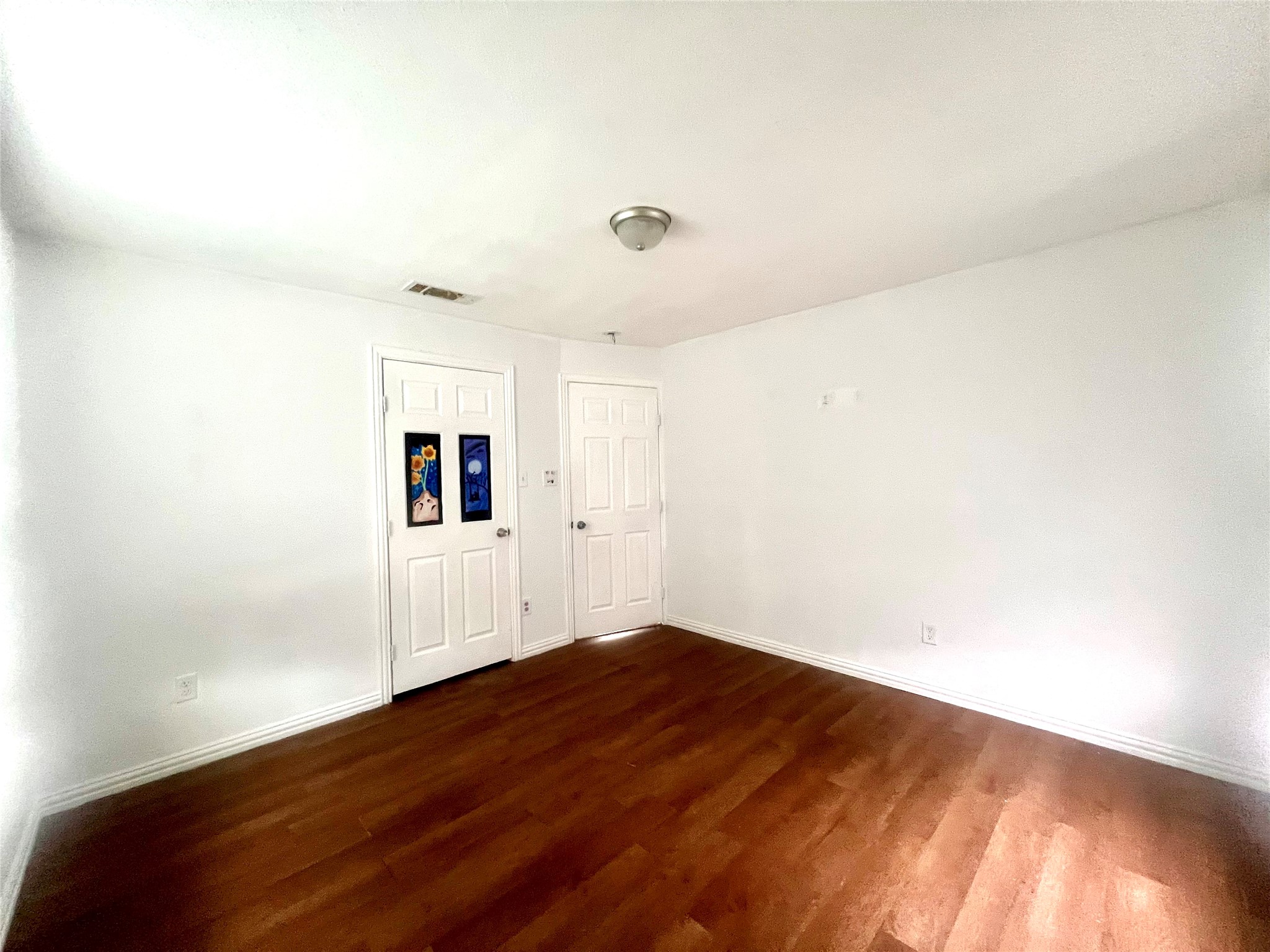 1919 E Ledbetter Drive, Dallas, TX, 75216