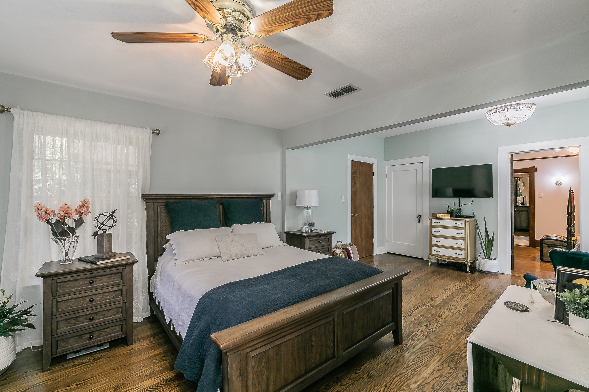 2238 College Avenue, Fort Worth, TX, 76110