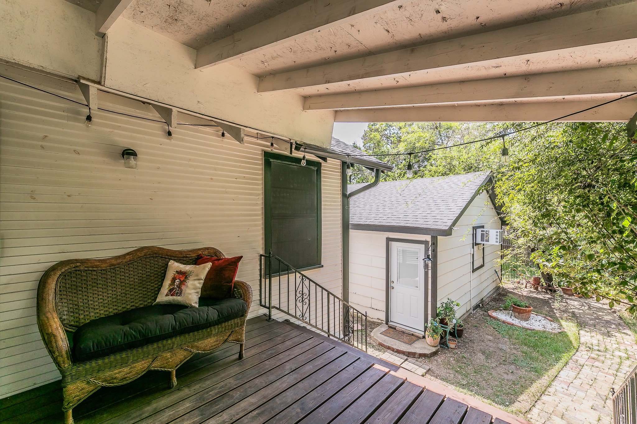 2238 College Avenue, Fort Worth, TX, 76110