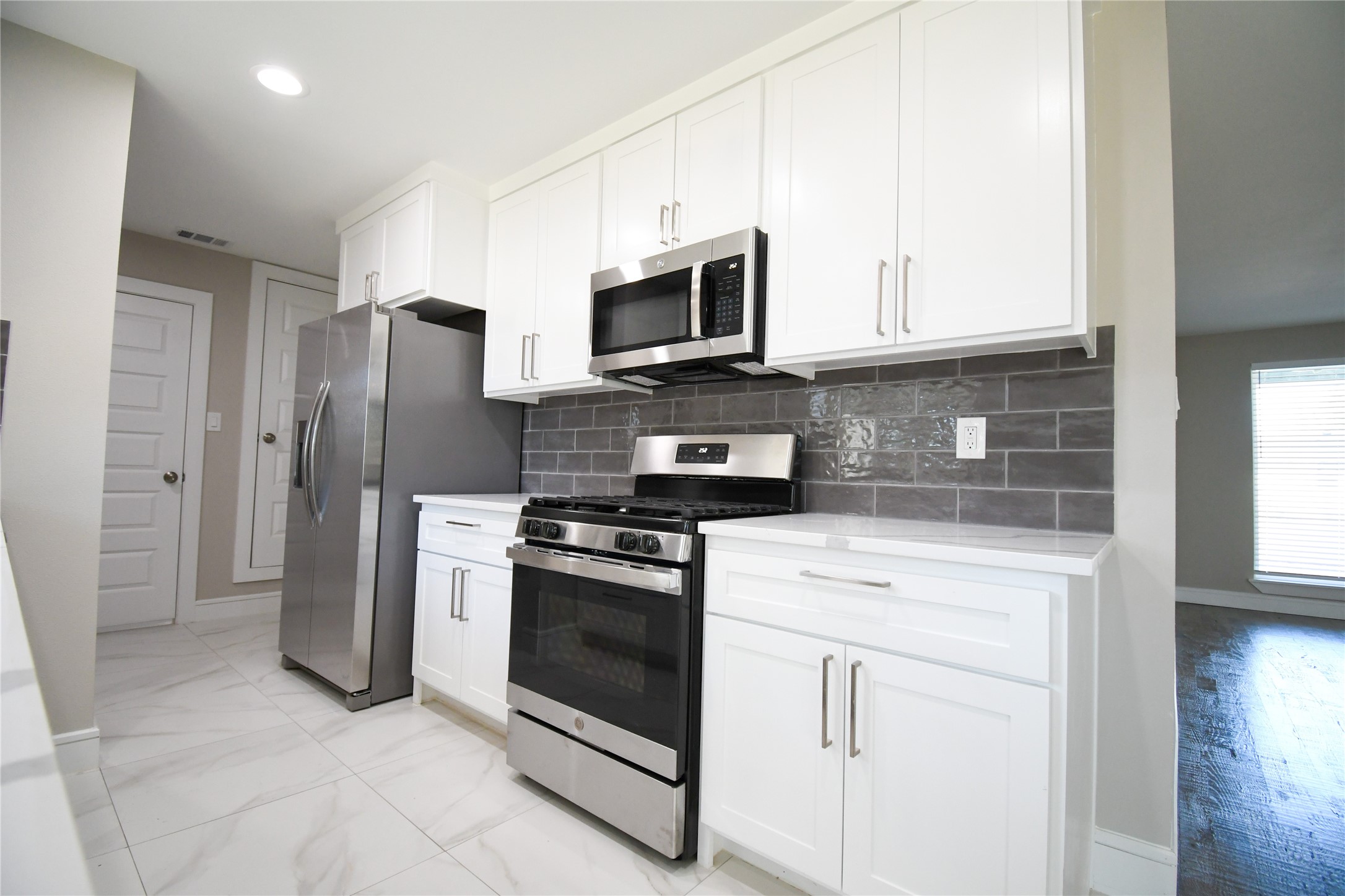 1422 Addington Street, Irving, TX, 75062