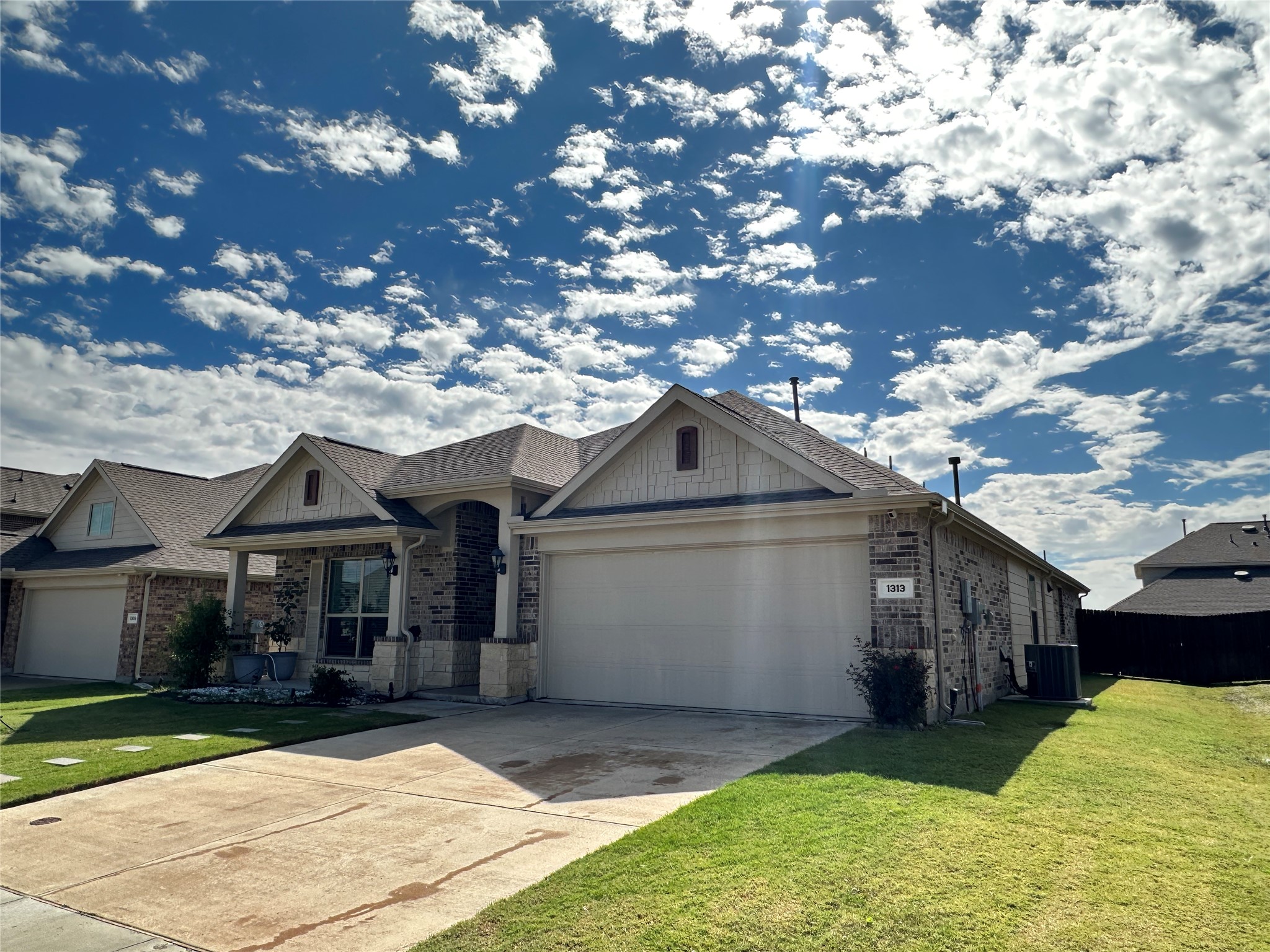 Property photo 02 of 1313 Forest Haven Drive, Anna, TX 75409 | MLS #21258388