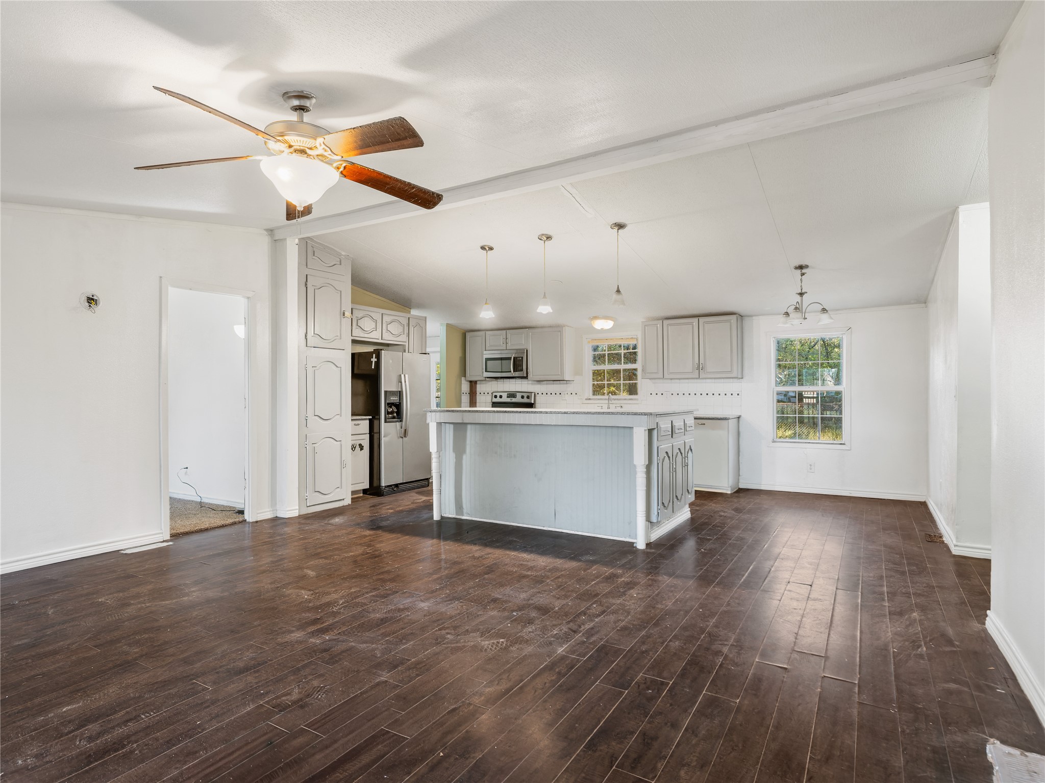 202 Forgotten Lane, Mabank, TX, 75156