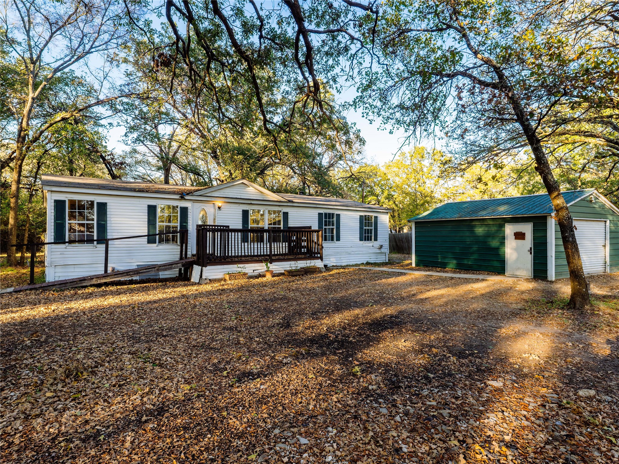 202 Forgotten Lane, Mabank, TX, 75156