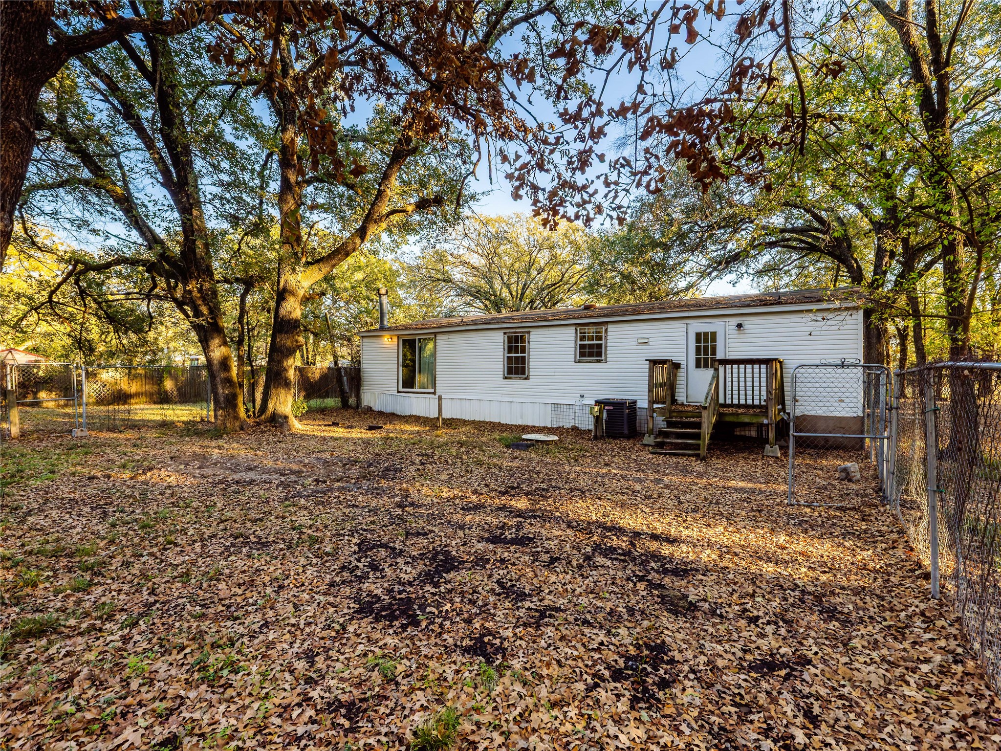 202 Forgotten Lane, Mabank, TX, 75156