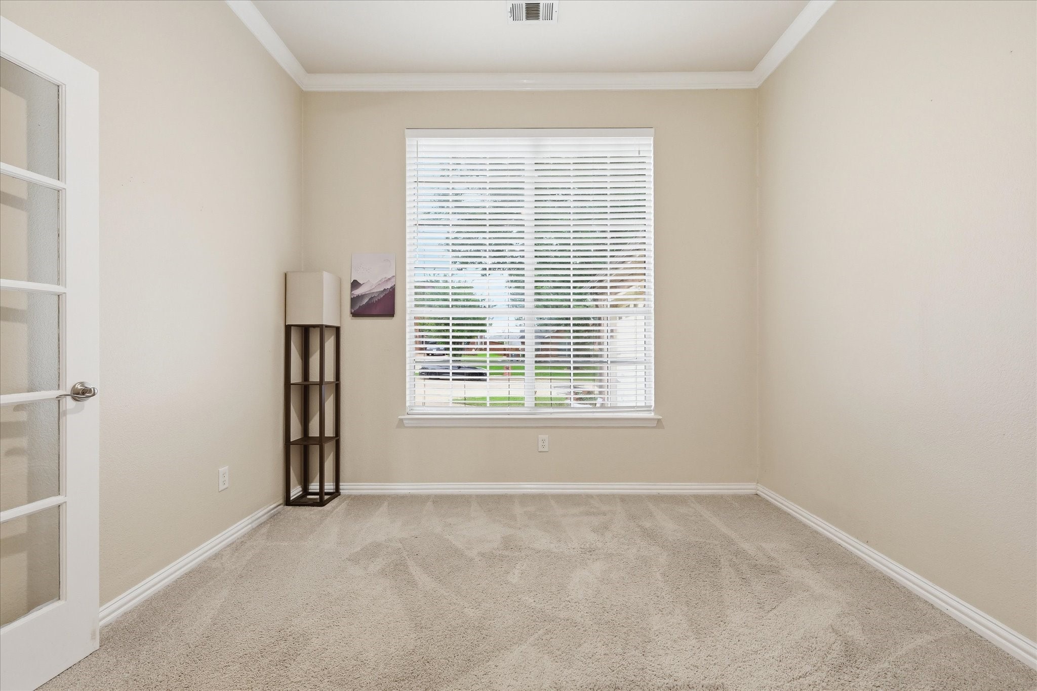 520 E Sandra Lane, Grand Prairie, TX, 75052