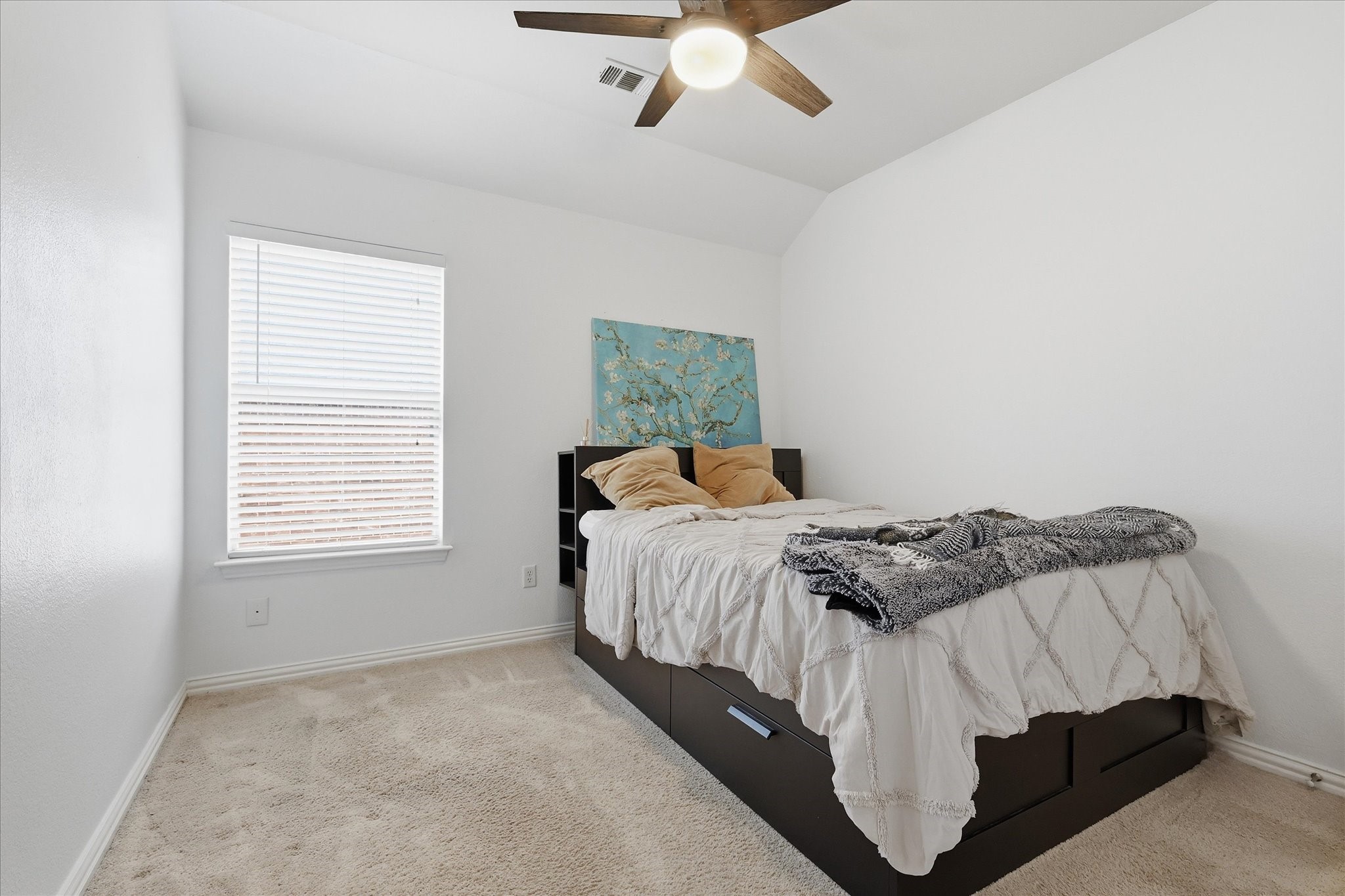 520 E Sandra Lane, Grand Prairie, TX, 75052