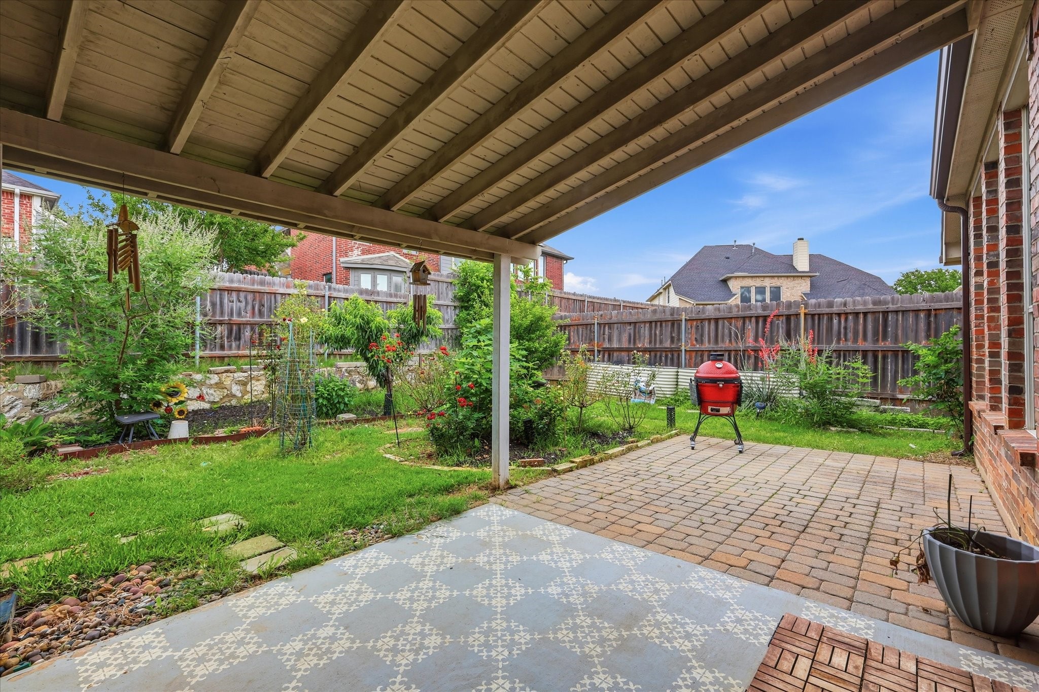 520 E Sandra Lane, Grand Prairie, TX, 75052