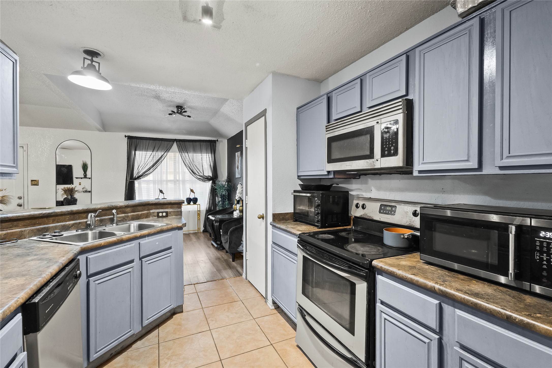 2831 Saint Johns Avenue, Lancaster, TX, 75146