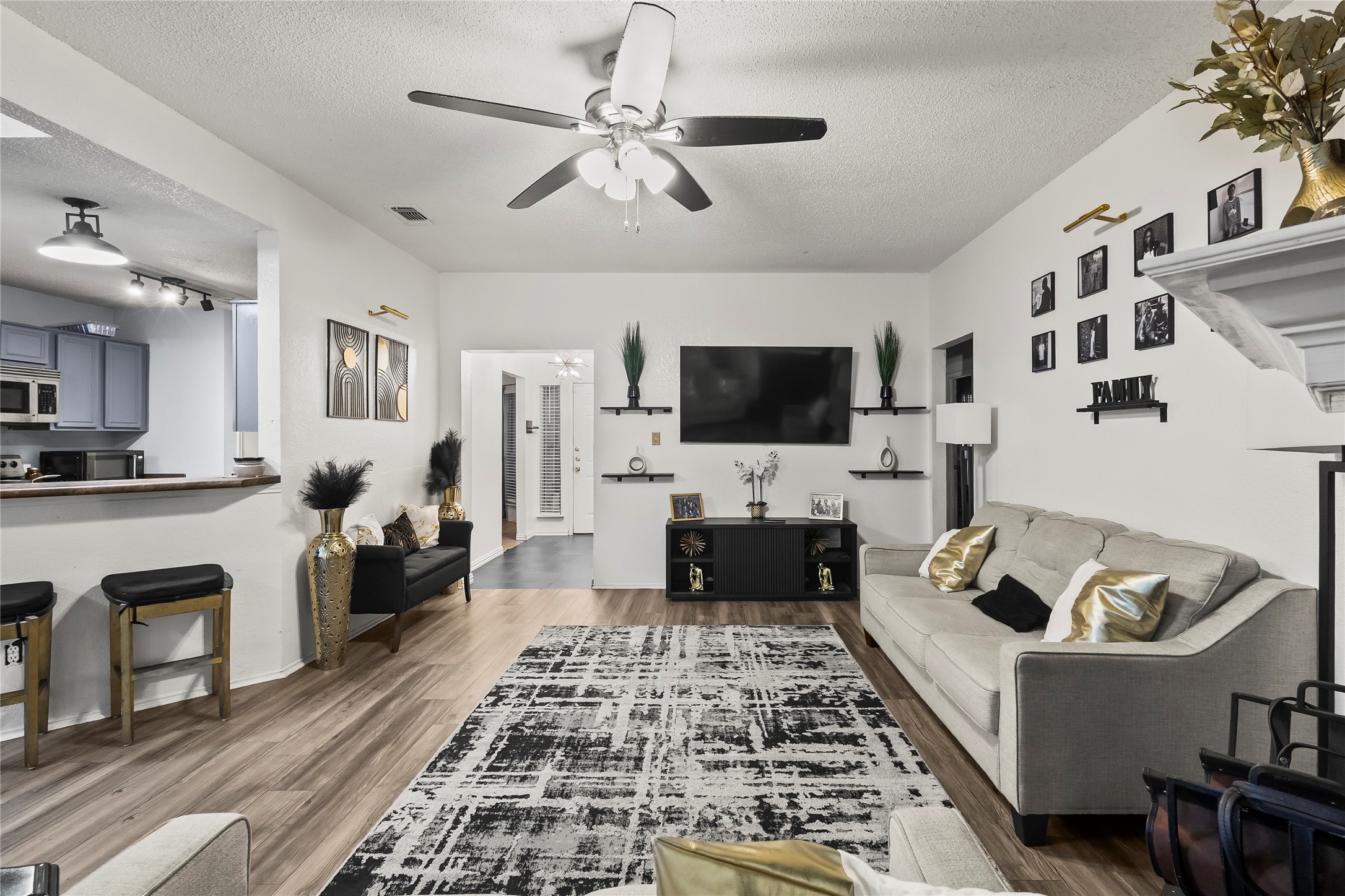 2831 Saint Johns Avenue, Lancaster, TX, 75146