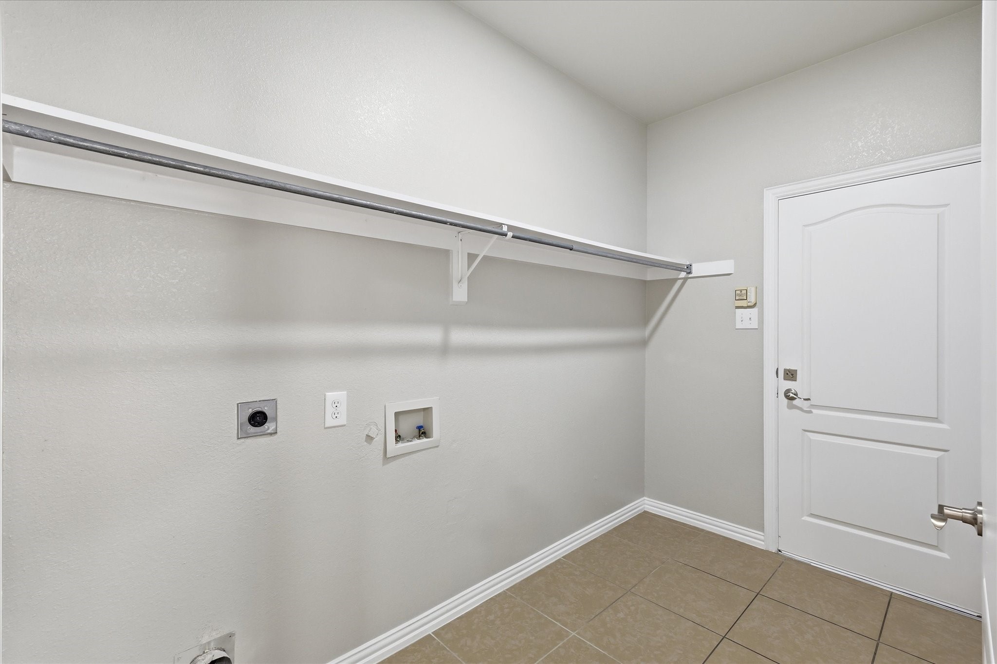 4561 Crooked Ridge Drive, The Colony, TX, 75056