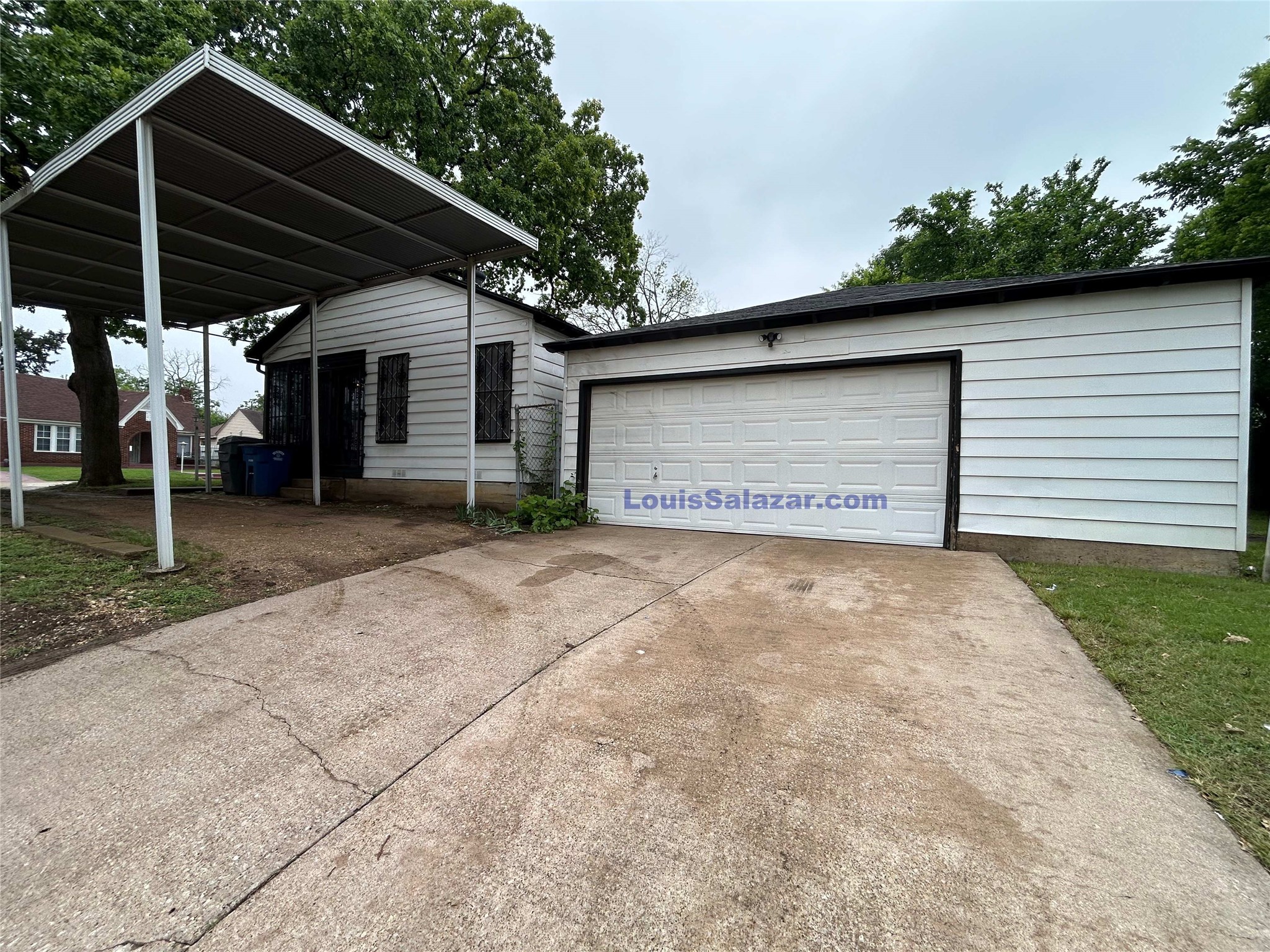 Property photo 02 of 1027 Morrell Avenue, Dallas, TX 75203 | MLS #21259229