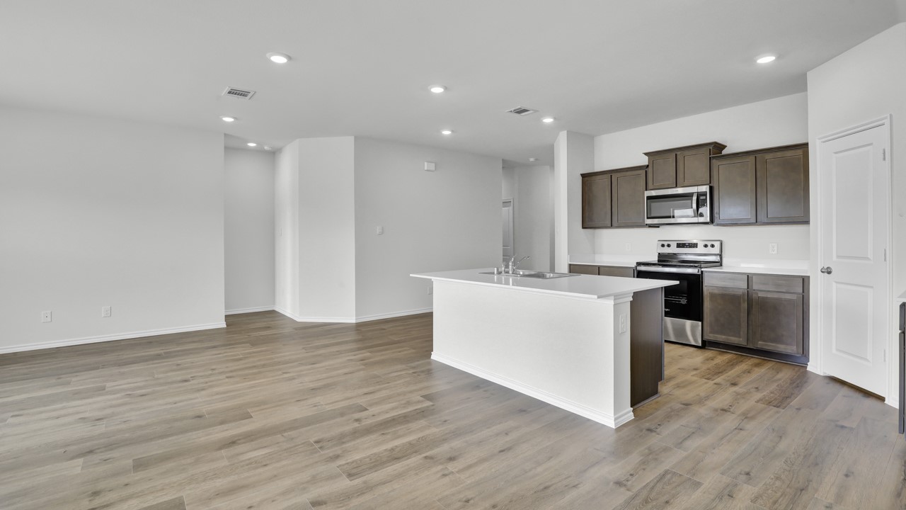 3306 Charleston Drive, Ennis, TX, 75119