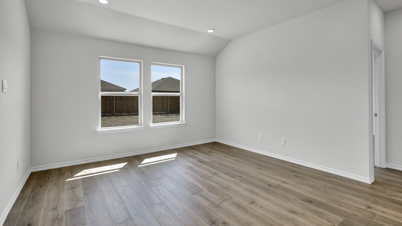 3306 Charleston Drive, Ennis, TX, 75119