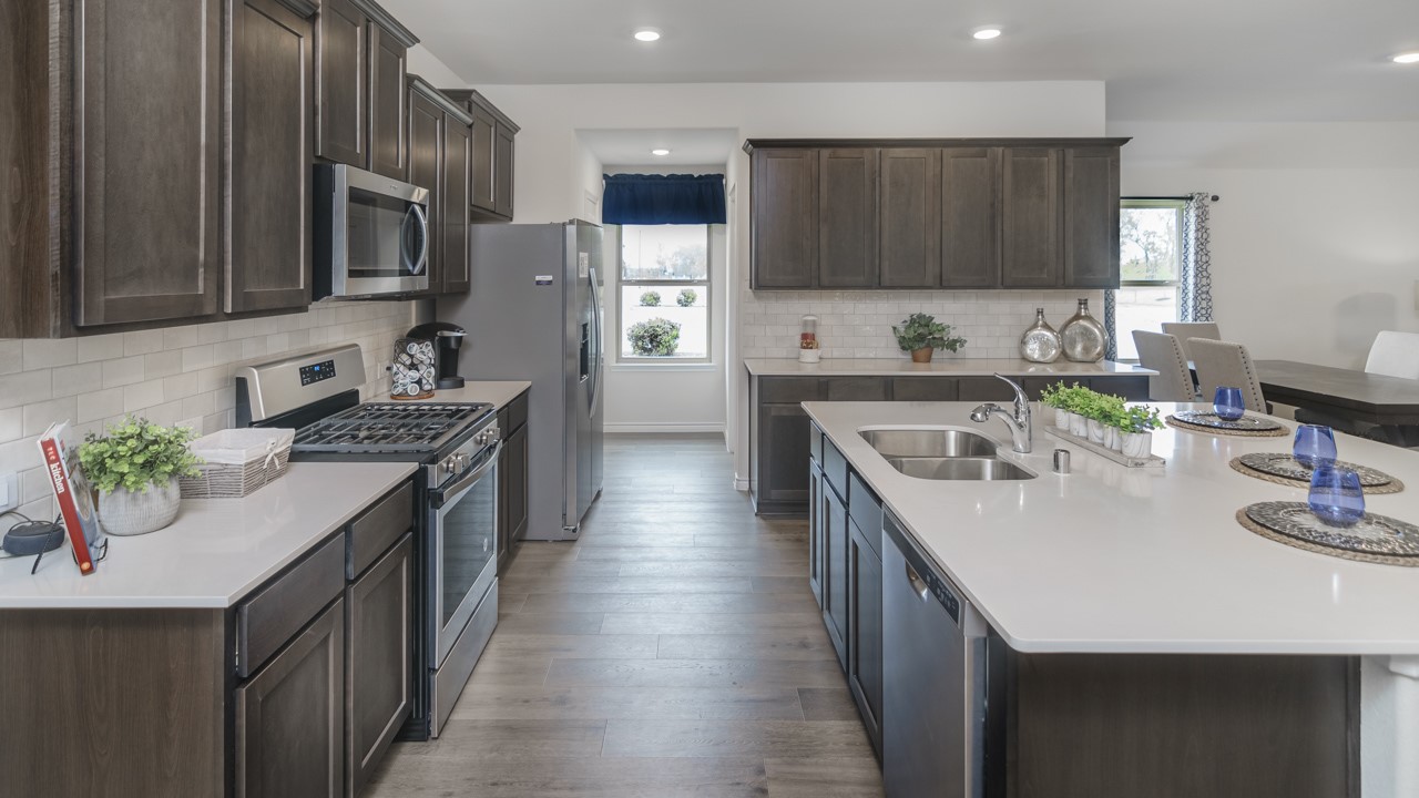 413 Carthage Street, Caddo Mills, TX, 75135