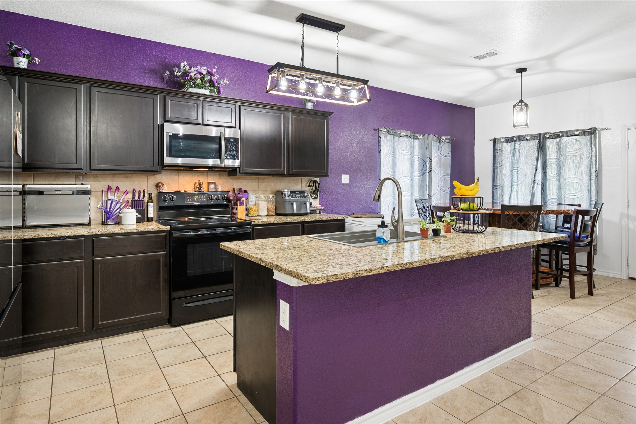 324 Fairgrounds Lane, Ponder, TX, 76259