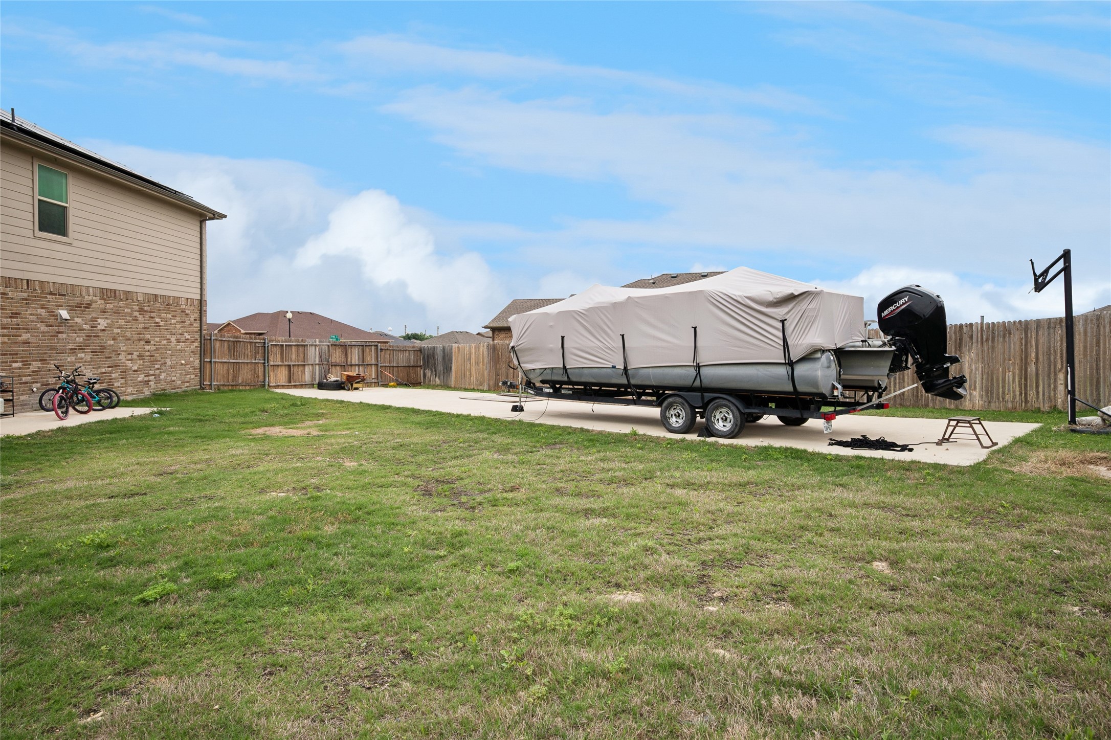324 Fairgrounds Lane, Ponder, TX, 76259