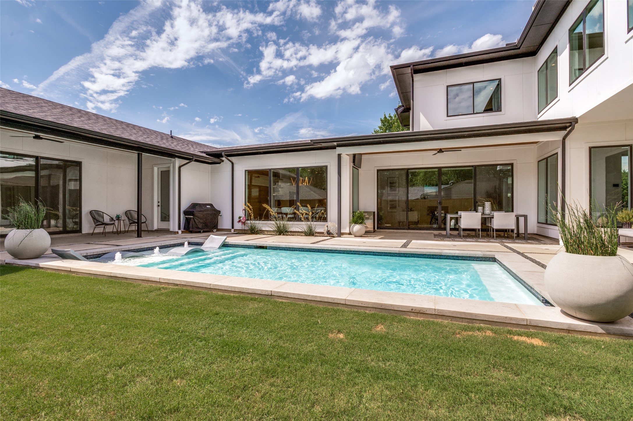9915 Hurley Way, Dallas, TX, 75220