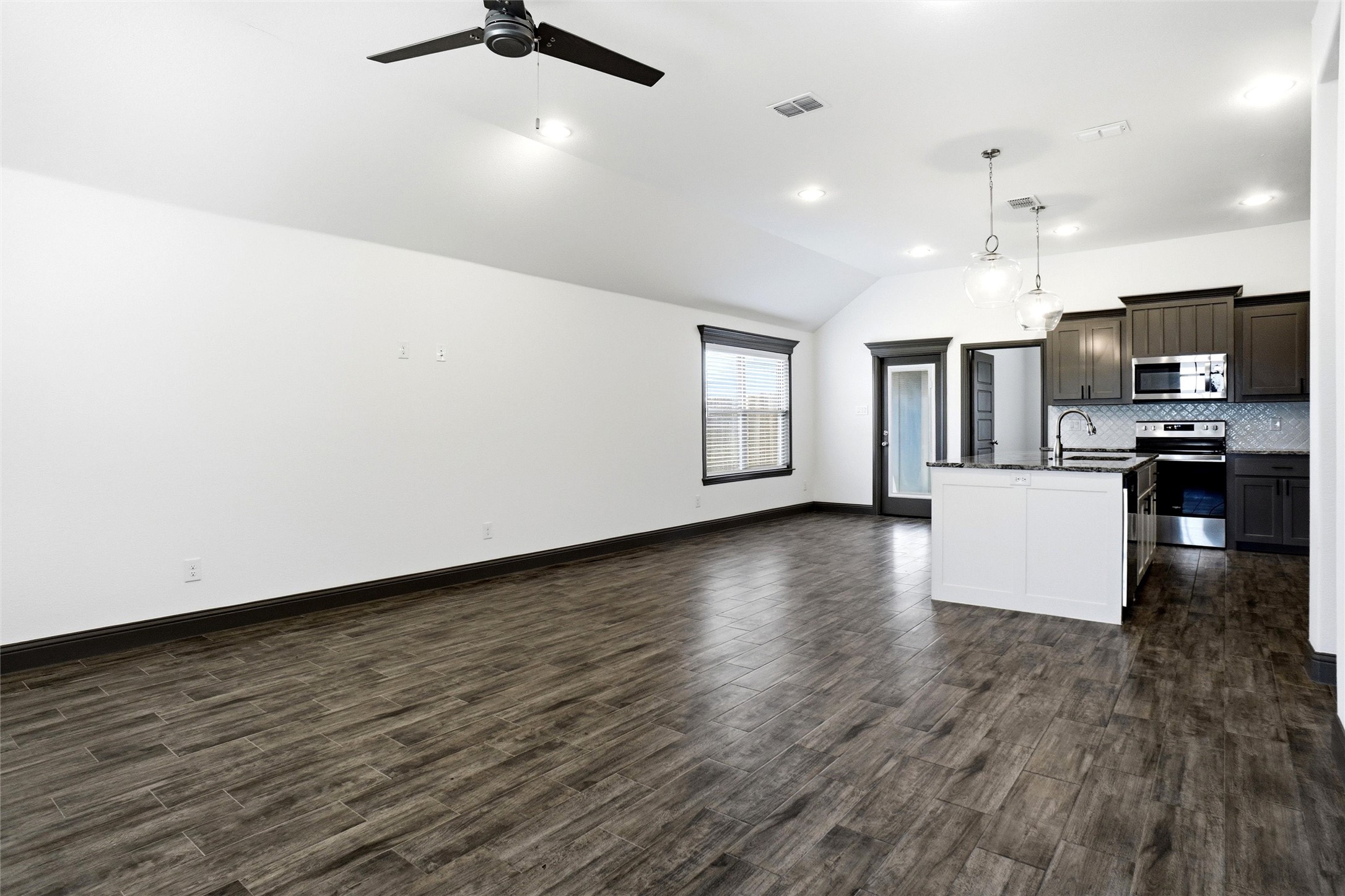 210 Clover Circle, Weatherford, TX, 76086