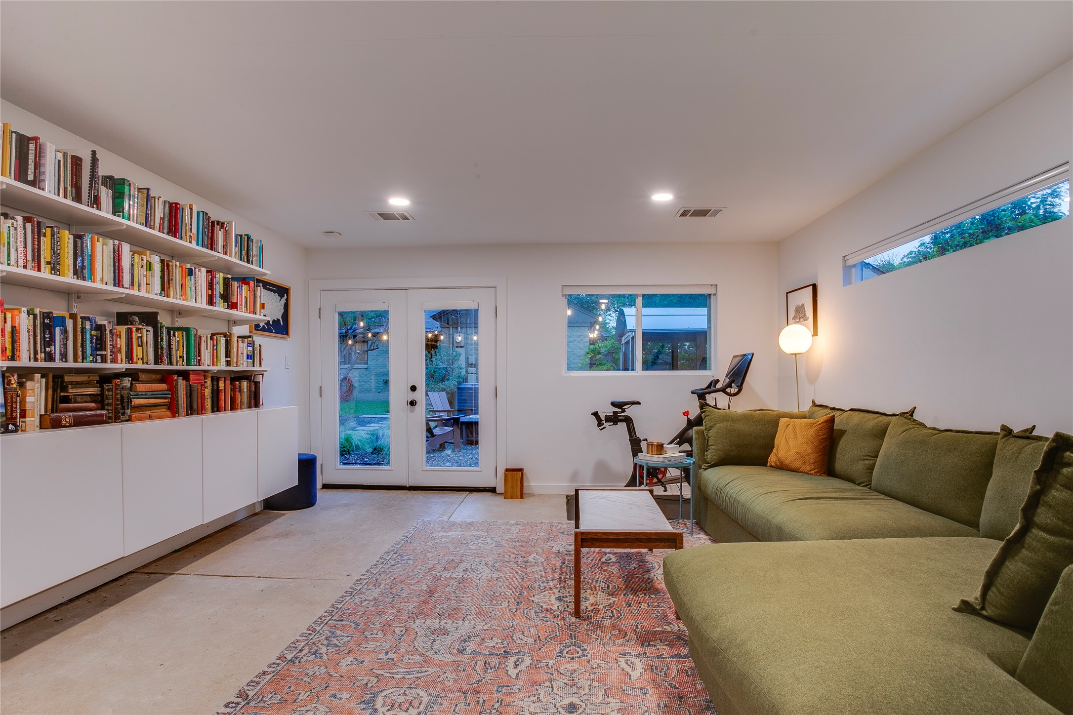 1142 Brunner Avenue, Dallas, TX, 75224