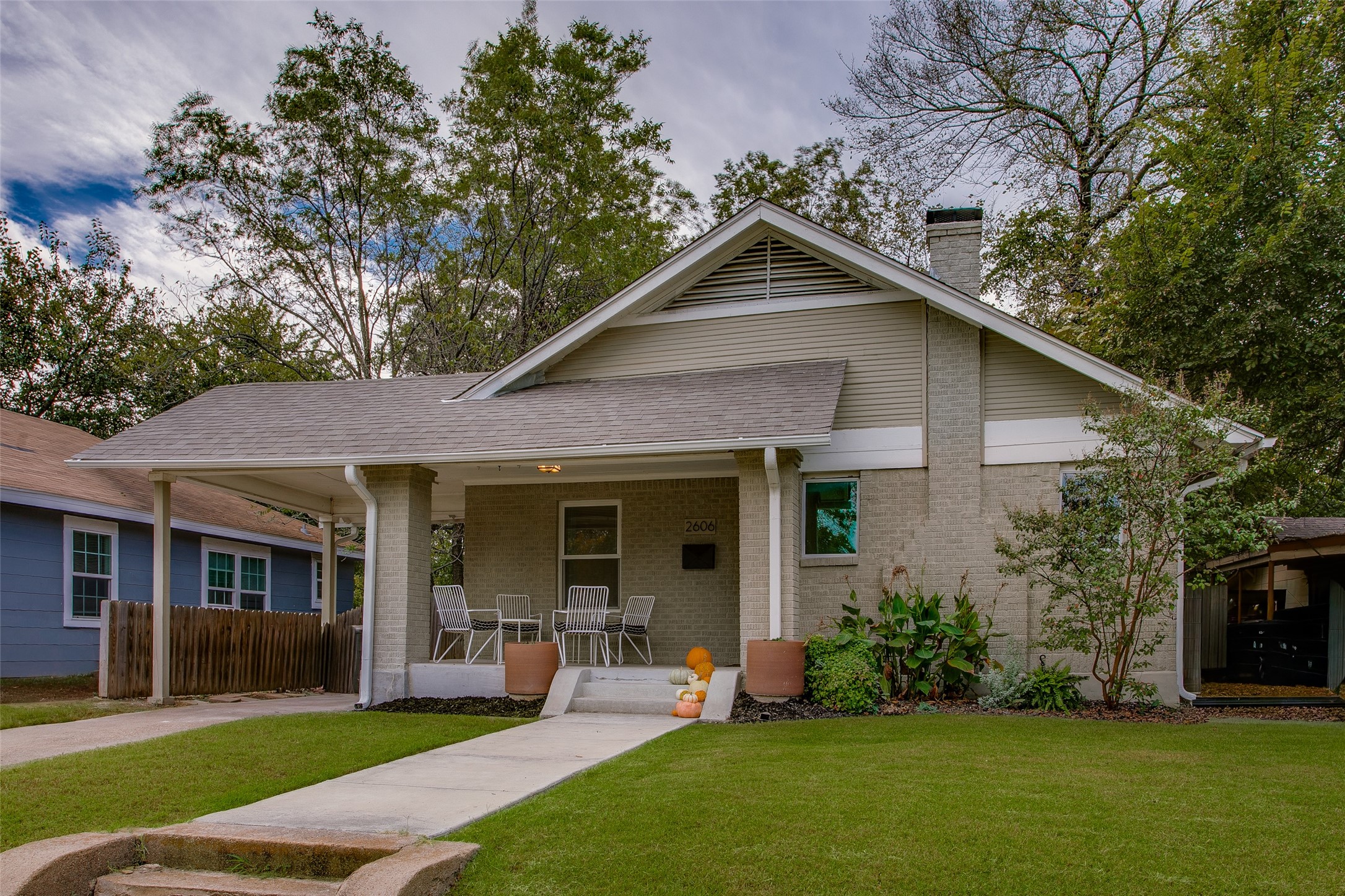 2606 W 12th Street, Dallas, TX, 75211