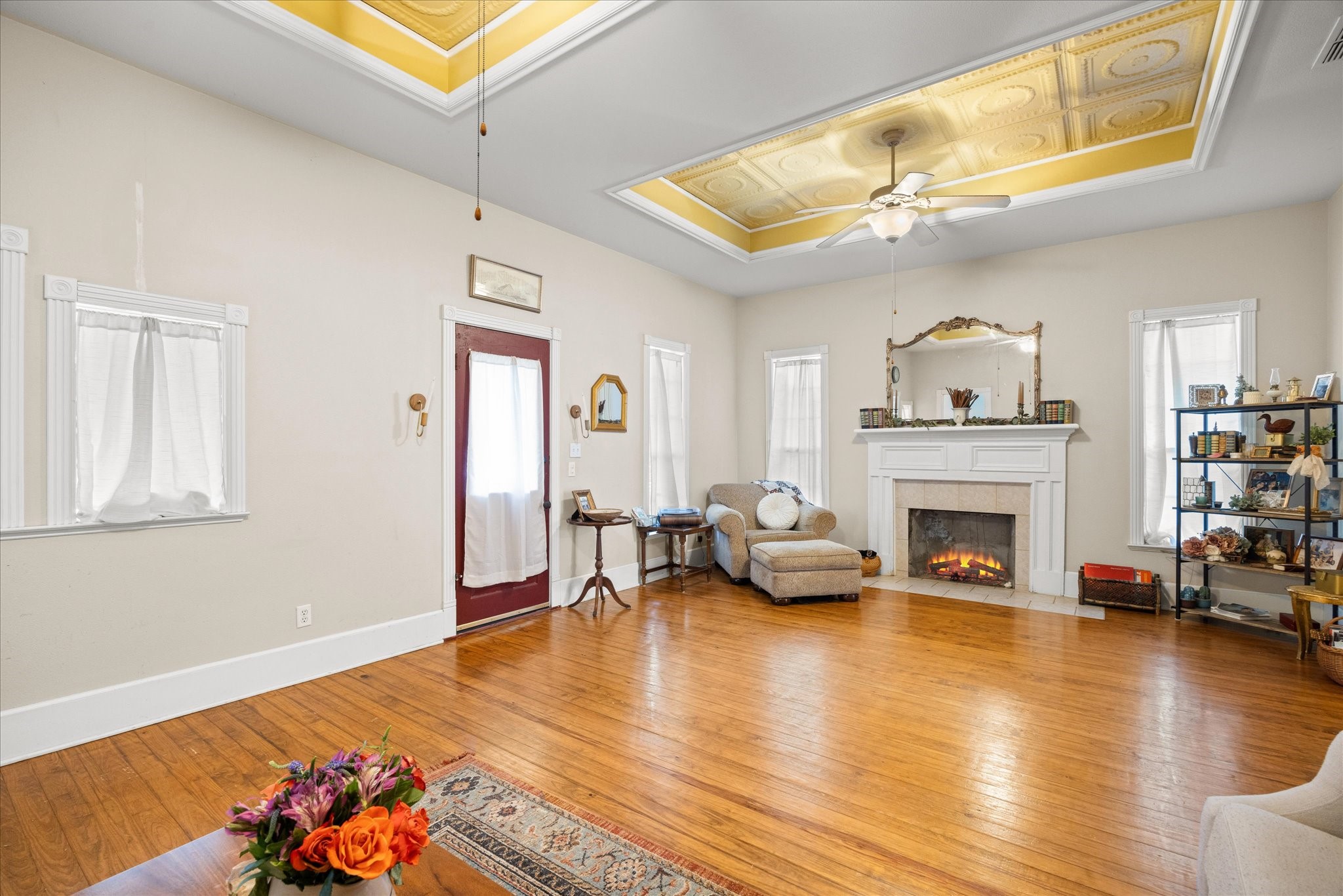 303 E Mclain, Iredell, TX, 76649