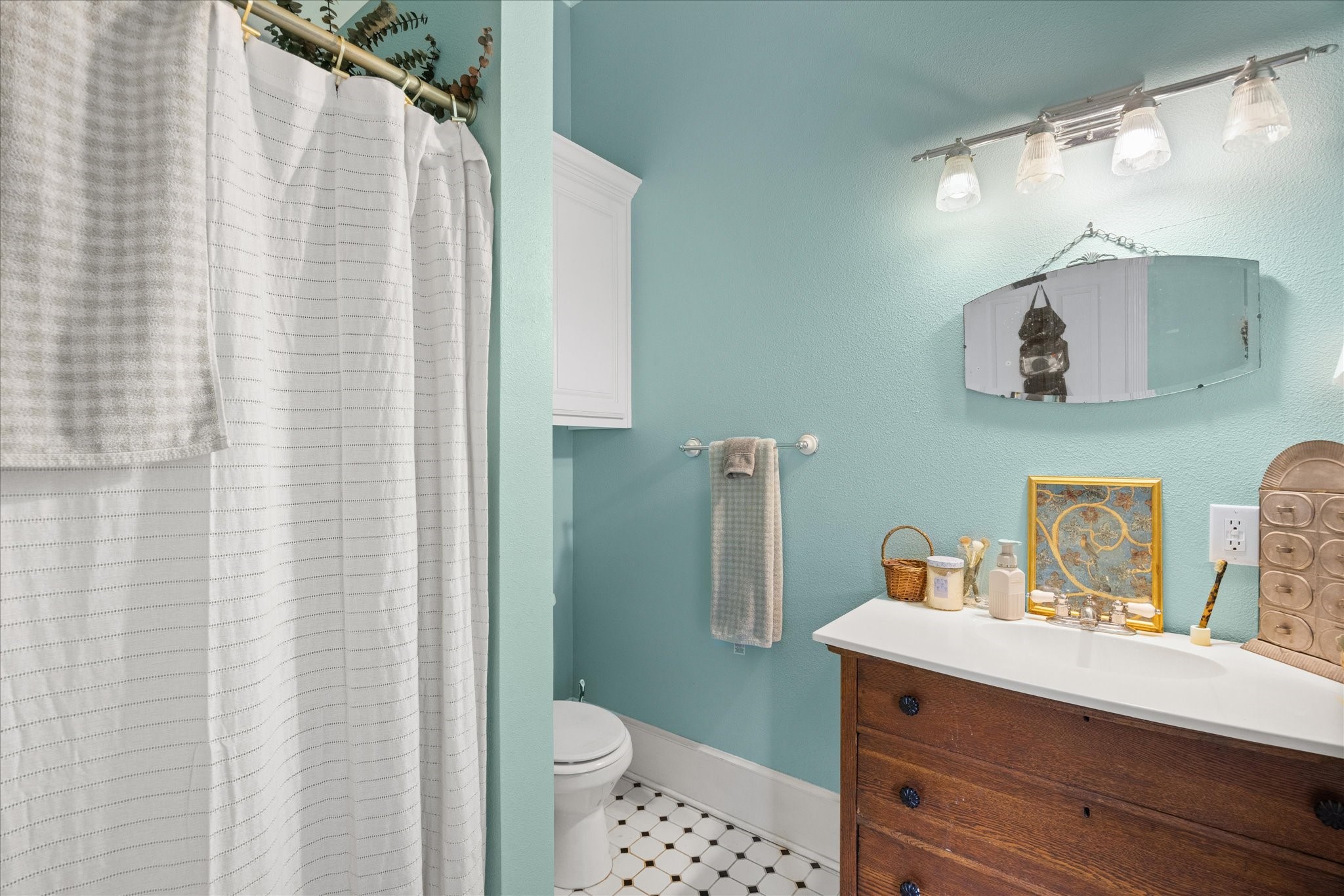 303 E Mclain, Iredell, TX, 76649
