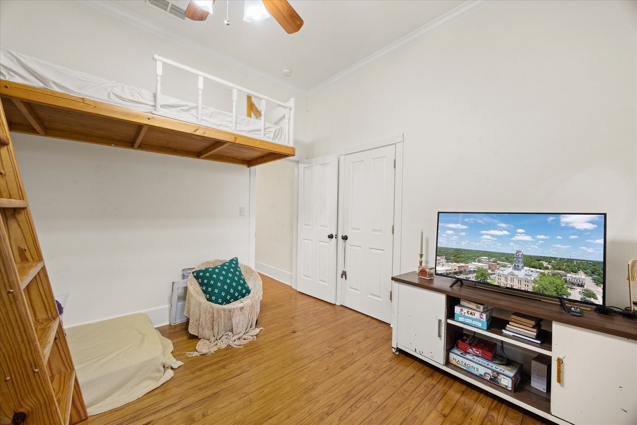 303 E Mclain, Iredell, TX, 76649